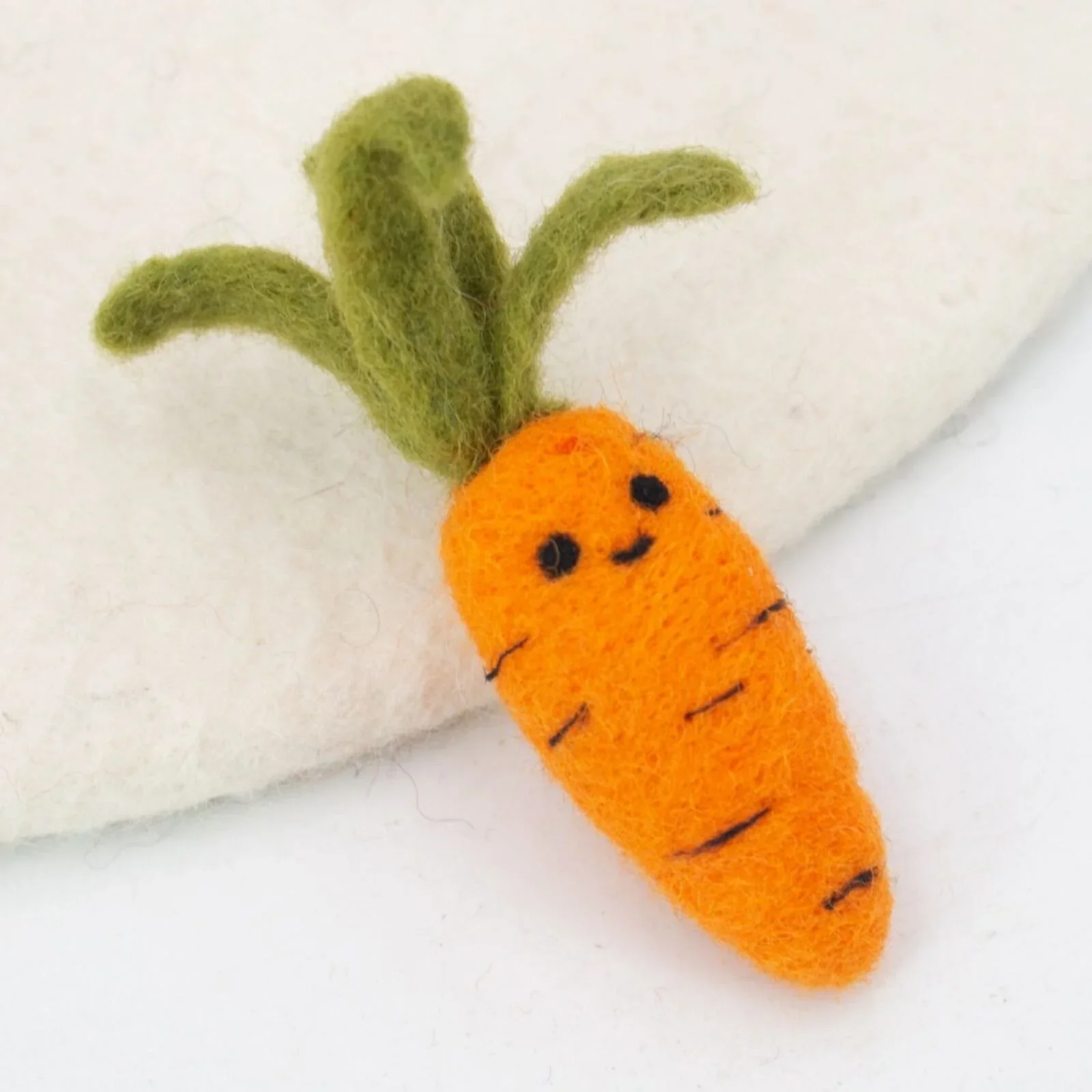 Amica Felt Carrot Toy 15cm - Image 4