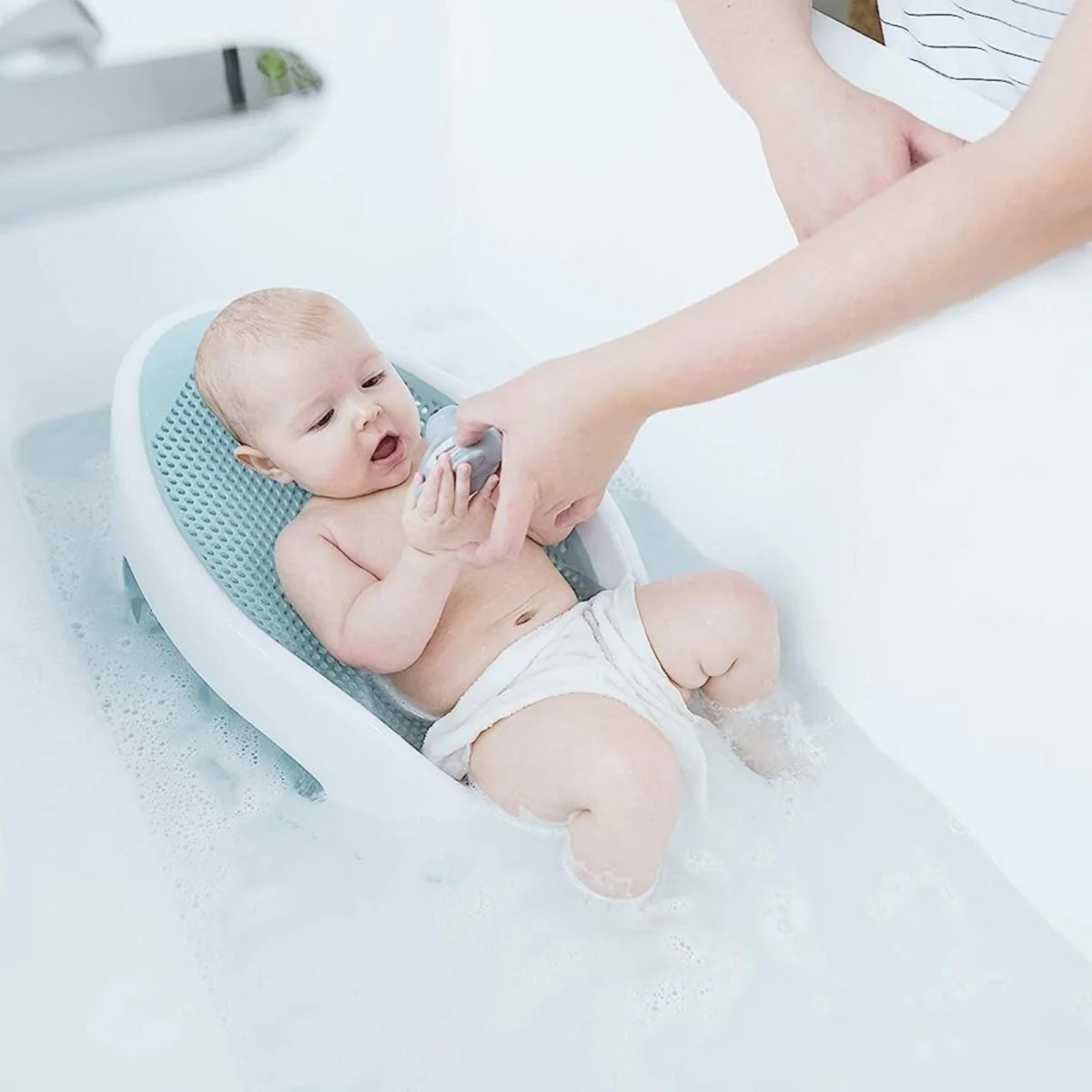 Angelcare Soft-Touch Bath Support Aqua - Image 5