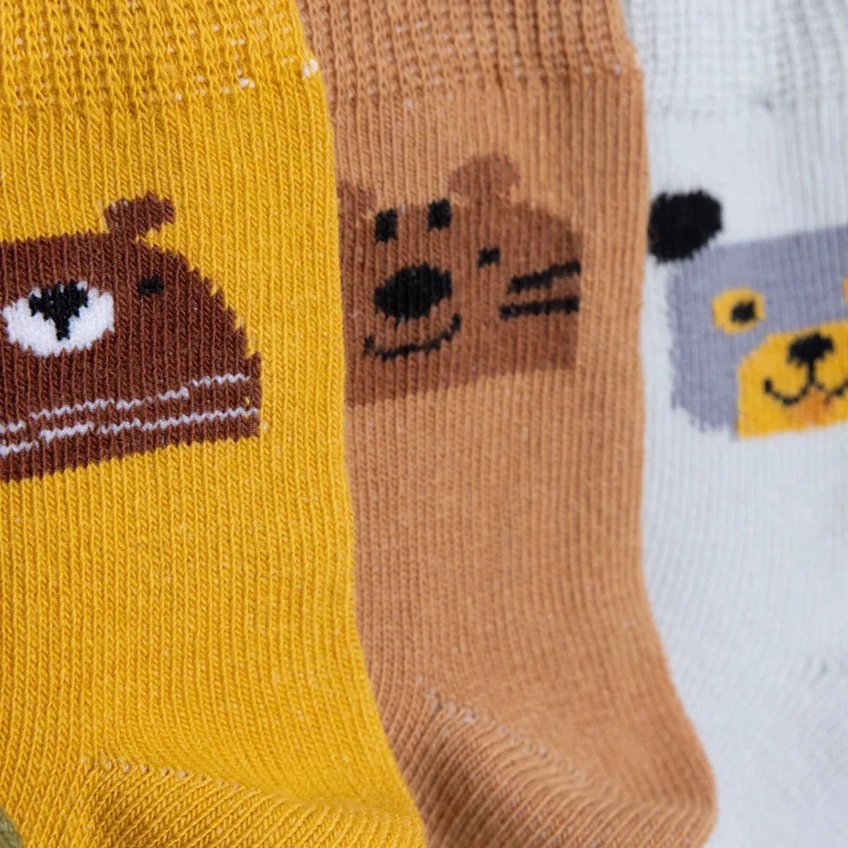 HelloBaby Boys Pack of 5 Ankle Socks Dinosaur Print Cotton Rich - Green - Image 5