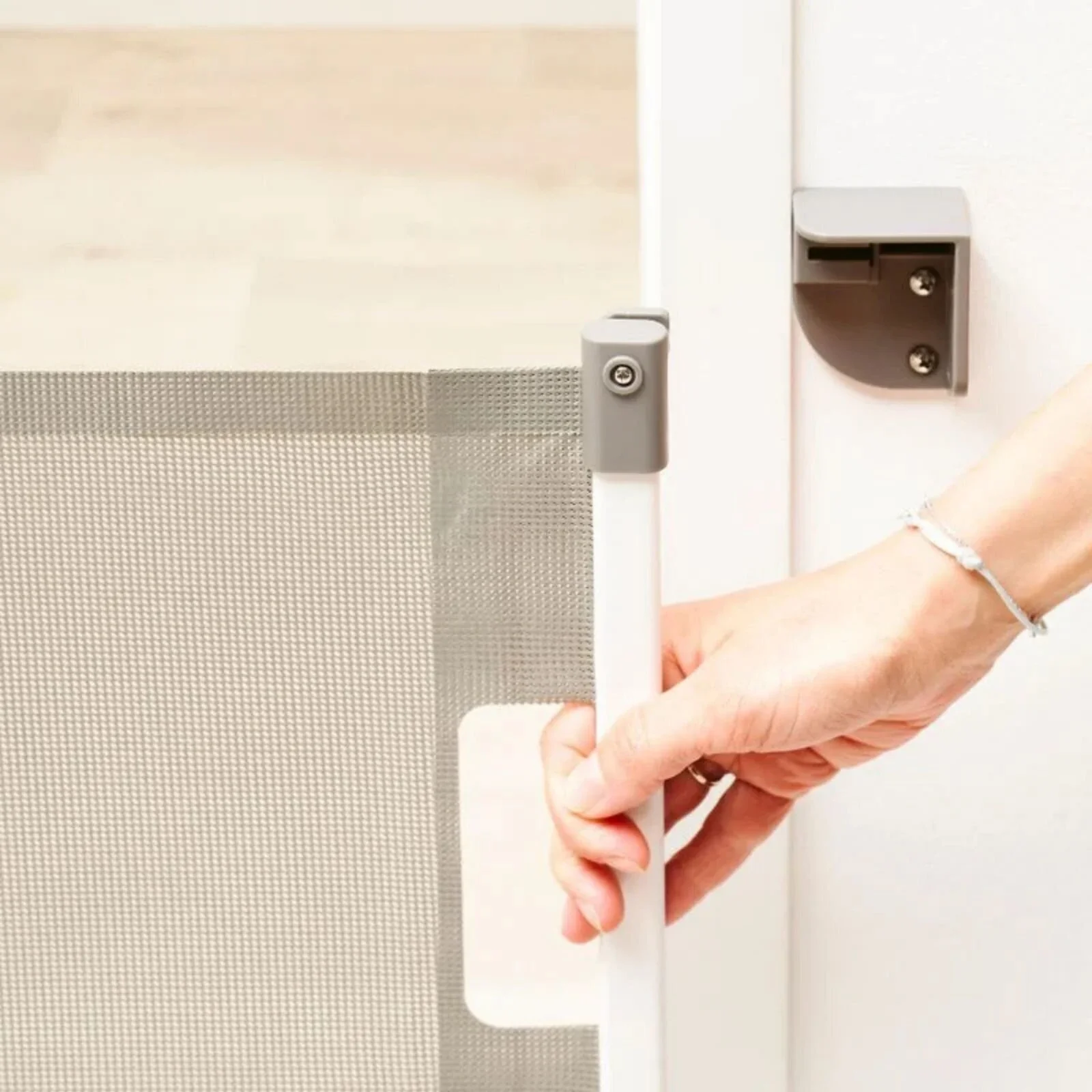 Badabulle Retractable Safety Gate - Image 5