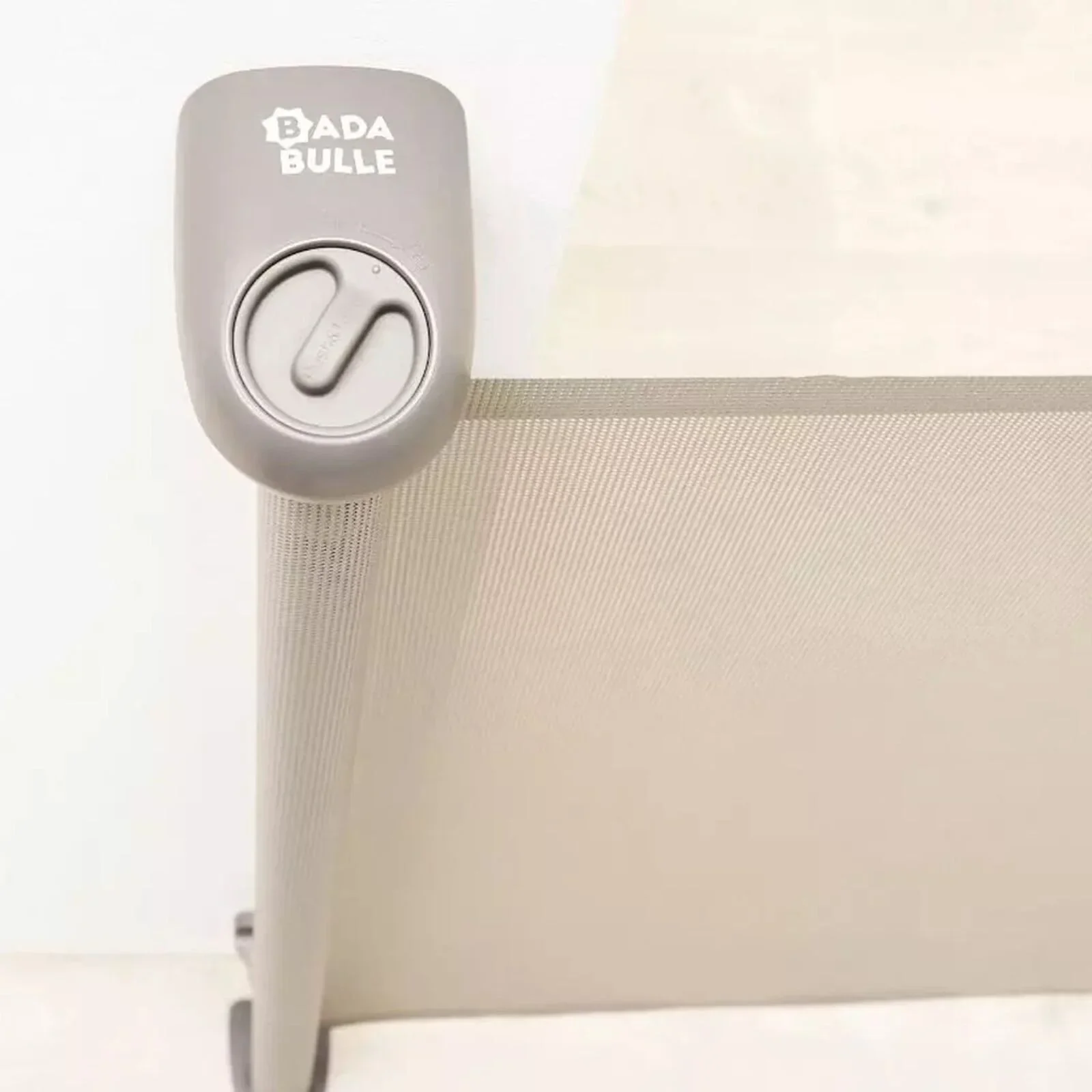 Badabulle Retractable Safety Gate - Image 6