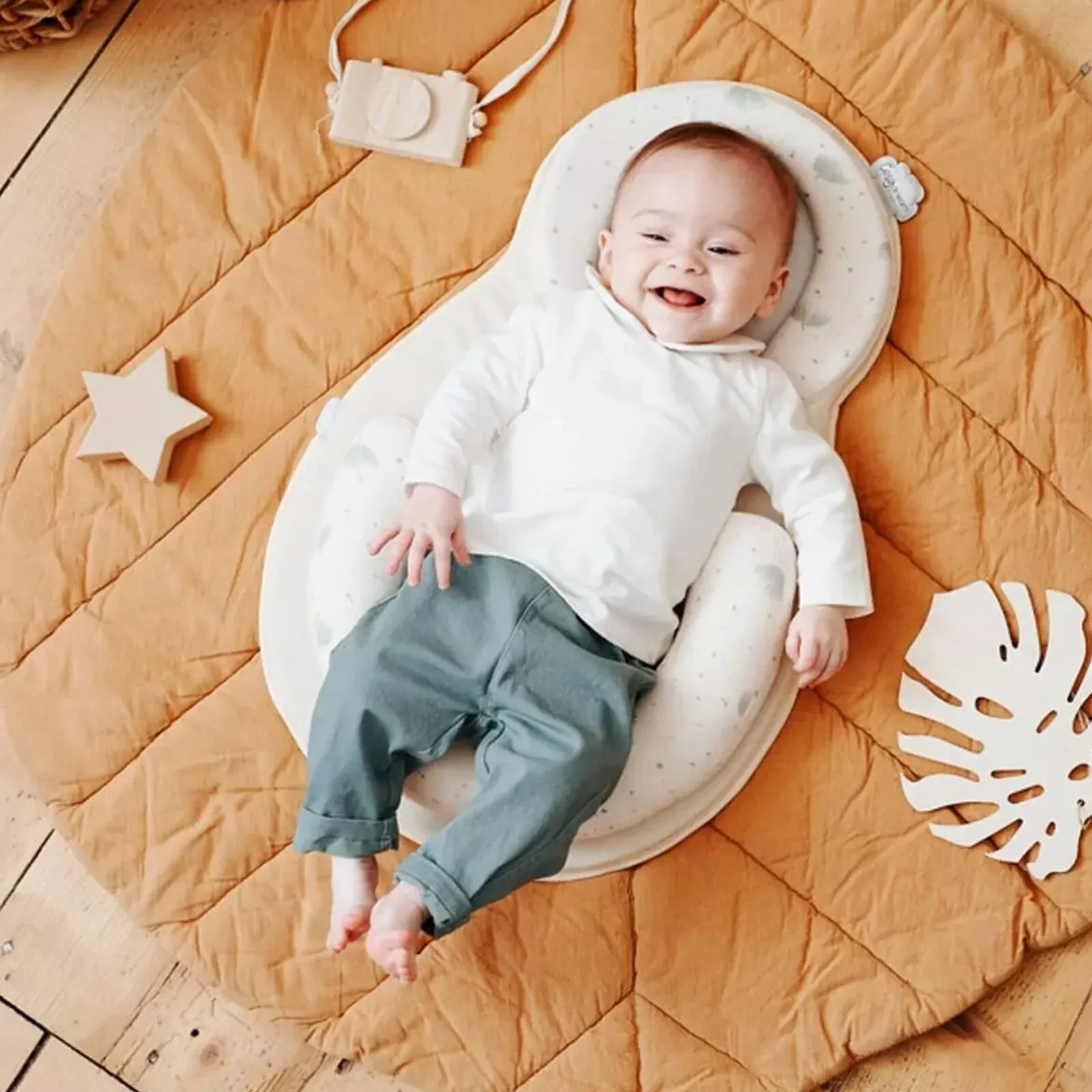 Babymoov Cosydream Fresh Newborn Lounger - White - Image 9