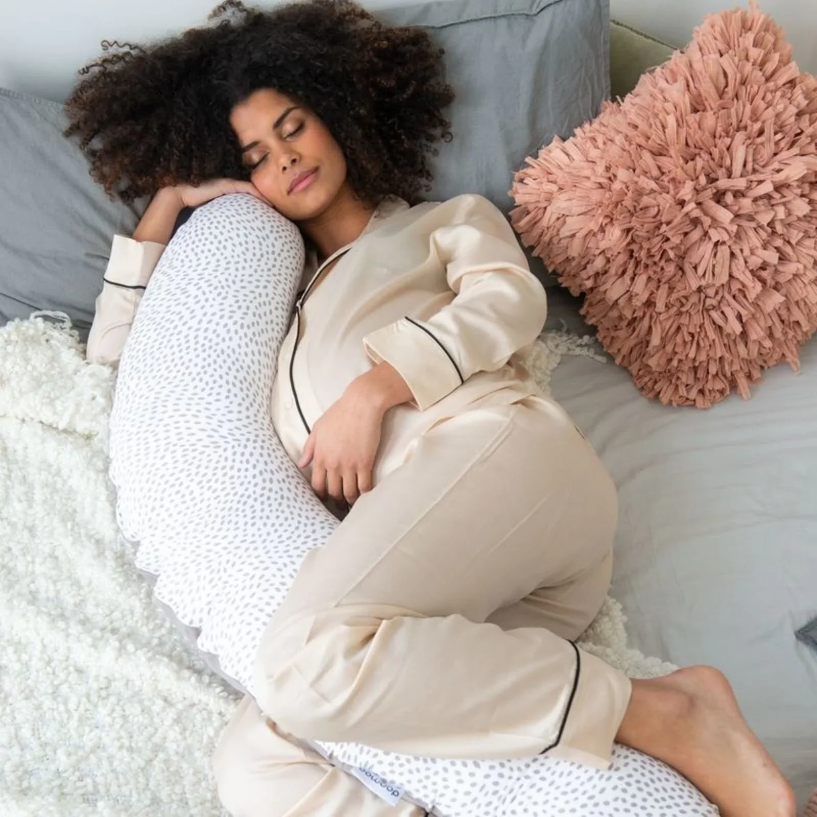 Doomoo Nursing Pillow Buddy - Risotto Taupe - Image 4