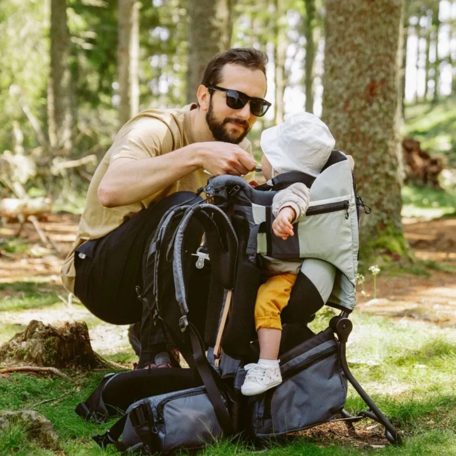 Babymoov Moov & Hike Baby Carrier - Sage Green - Image 5