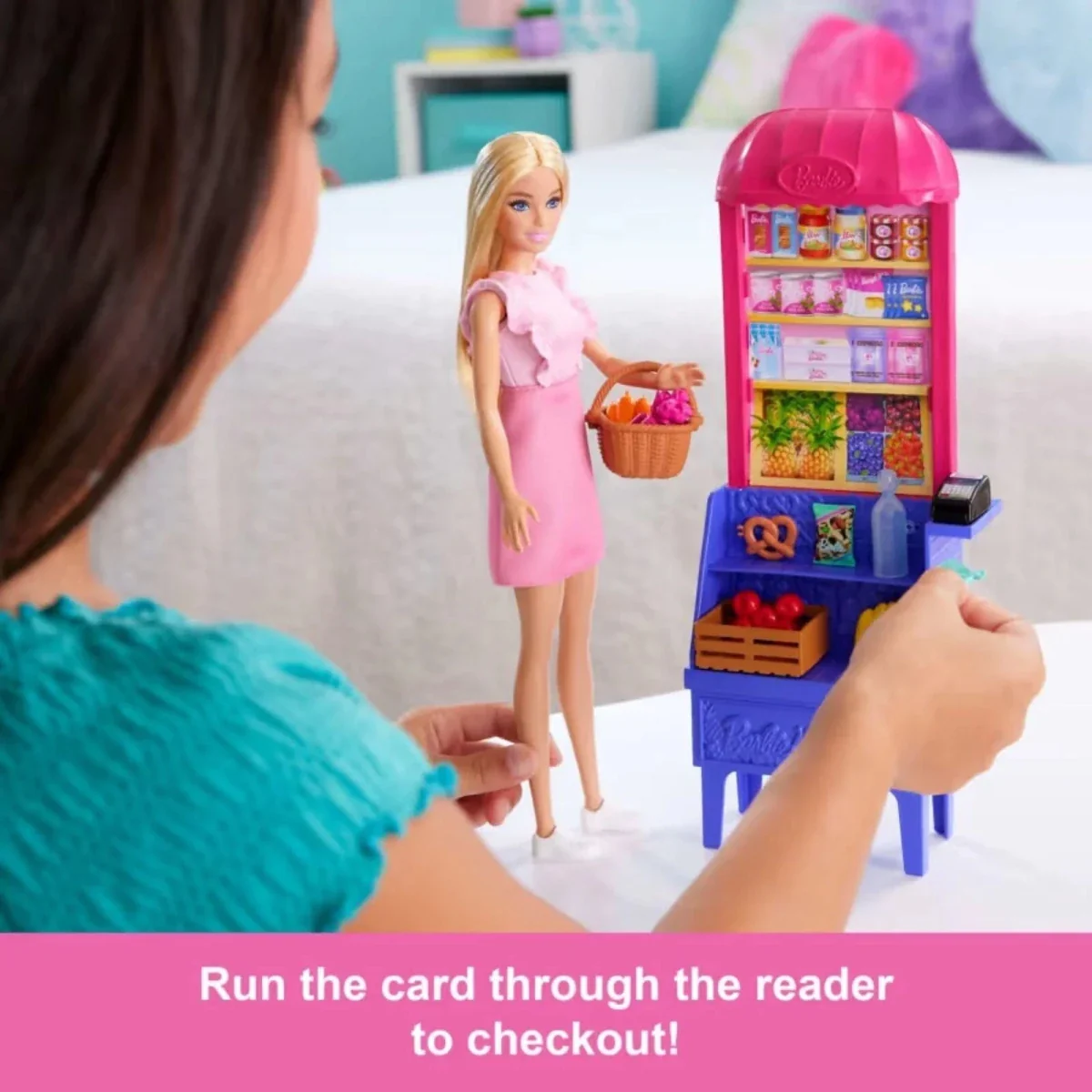 Barbie Malibu Shopping at the Market Playset & Doll - Image 4