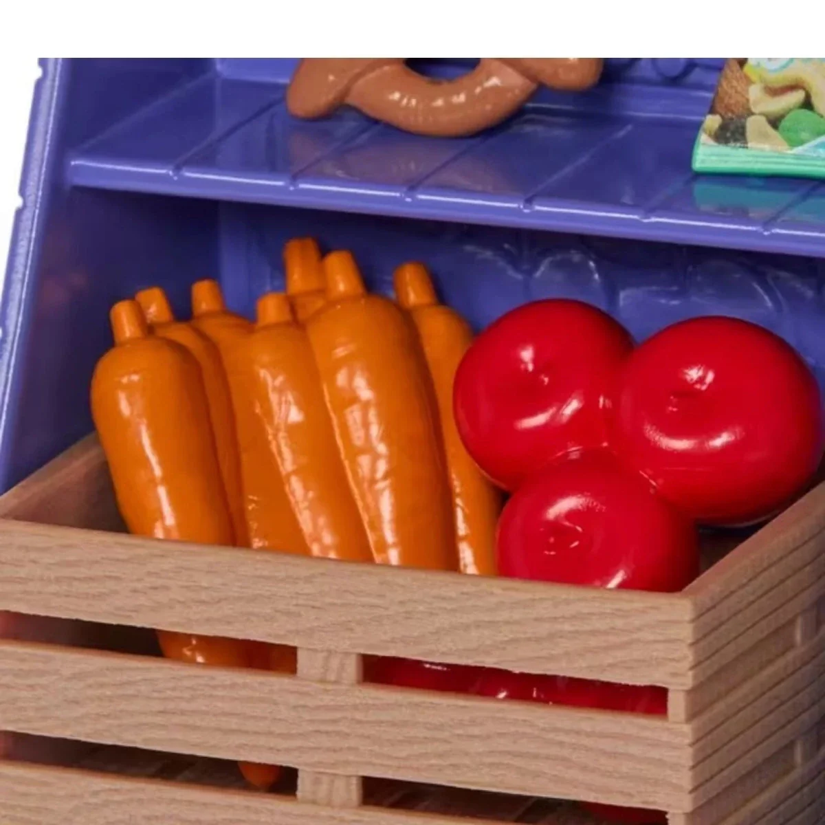 Barbie Malibu Shopping at the Market Playset & Doll - Image 6