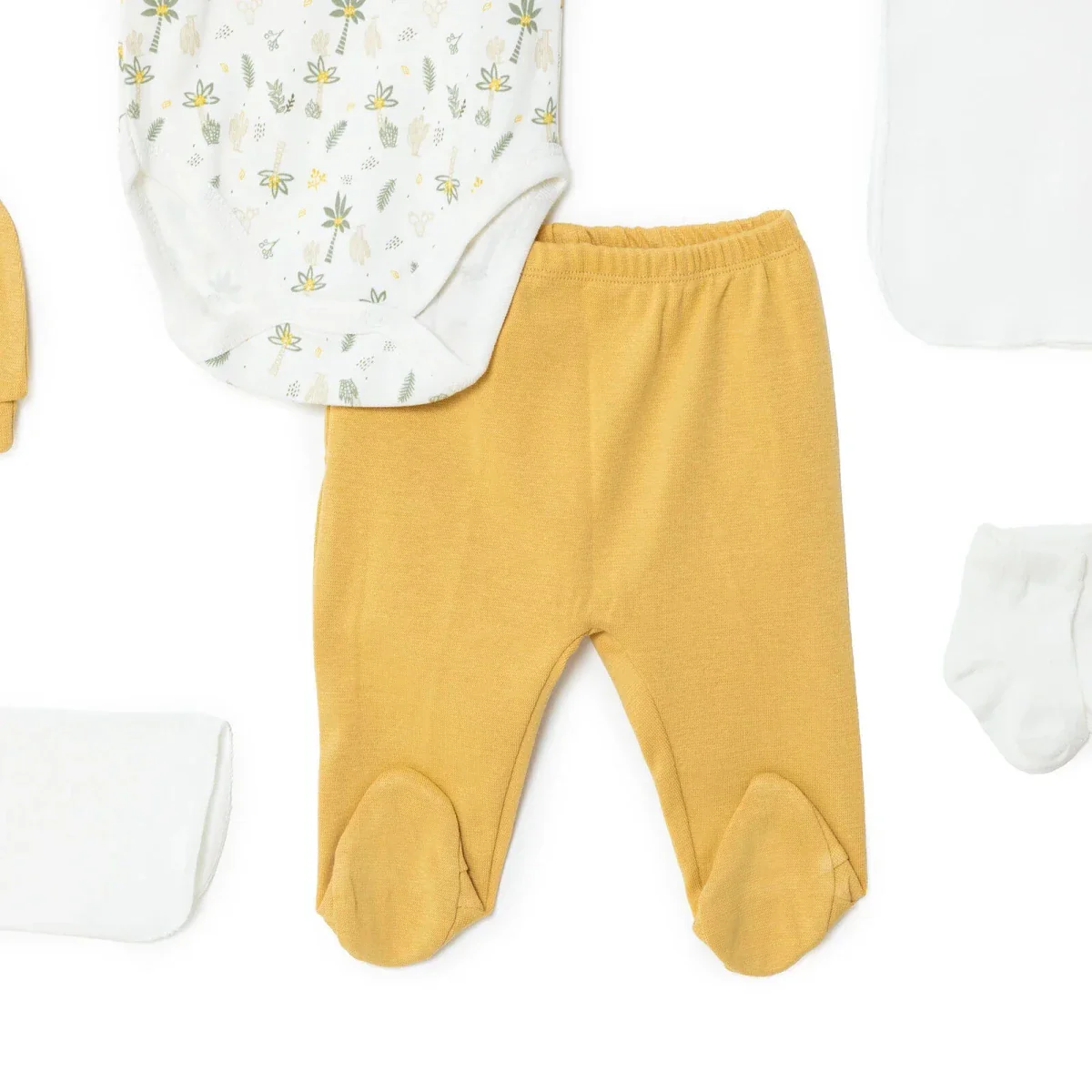 Bebbek Boys 10pcss Newborn Set Animal with Poppers V-Neck Long Leg Long Sleeve - Ecru - Image 3