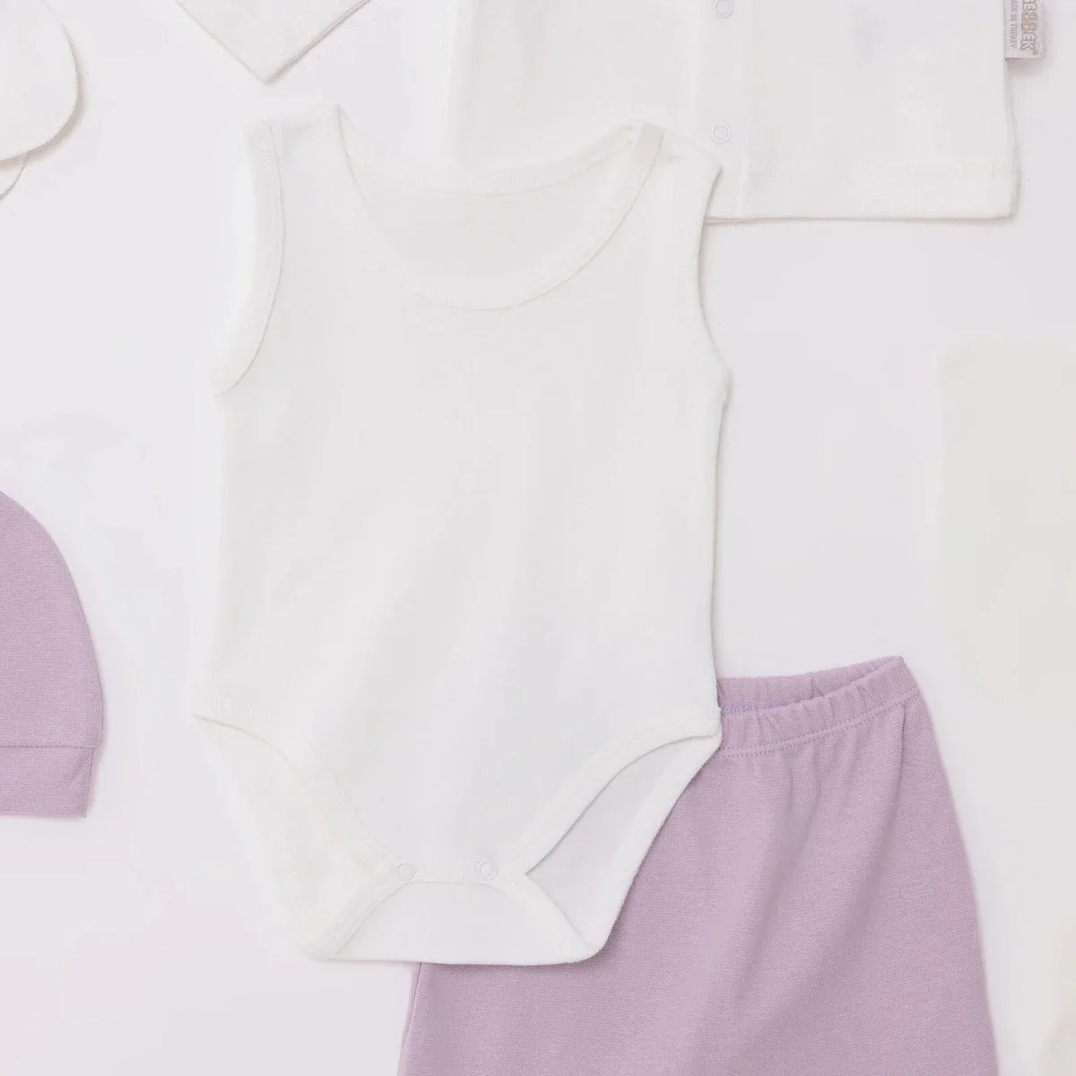 Bebbek Girls 10pc Newborn Set Animal with Poppers V-Neck Long Leg Long Sleeve - Ecru - Image 4