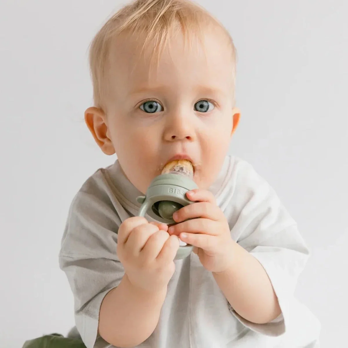 BIBS Baby Feeder - Blush - Image 5