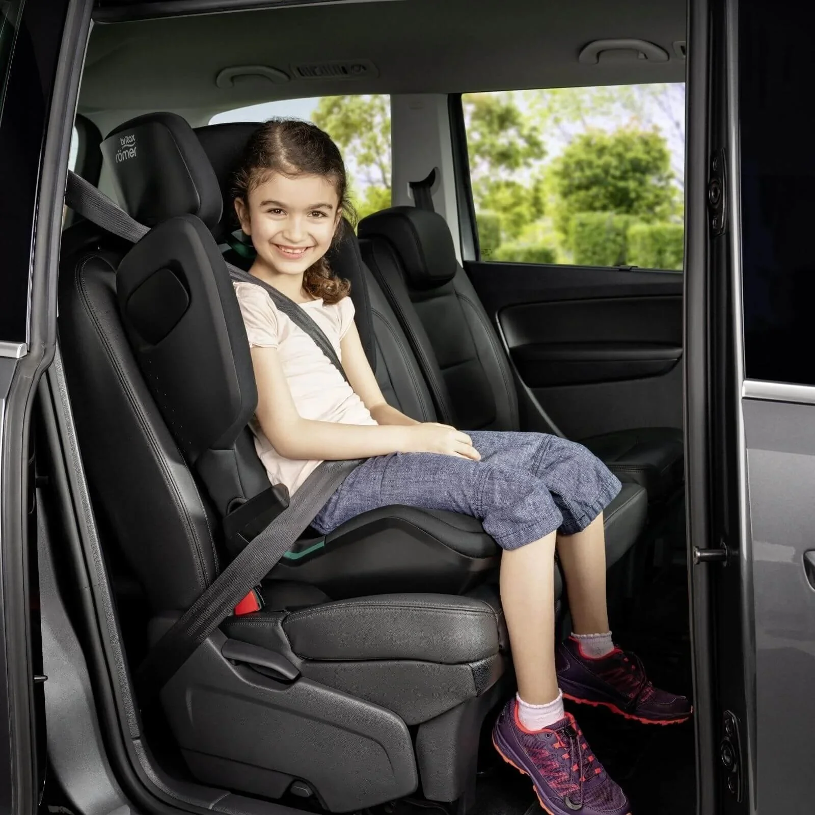 Britax Römer KIDFIX M i-Size - Storm Grey - Image 7