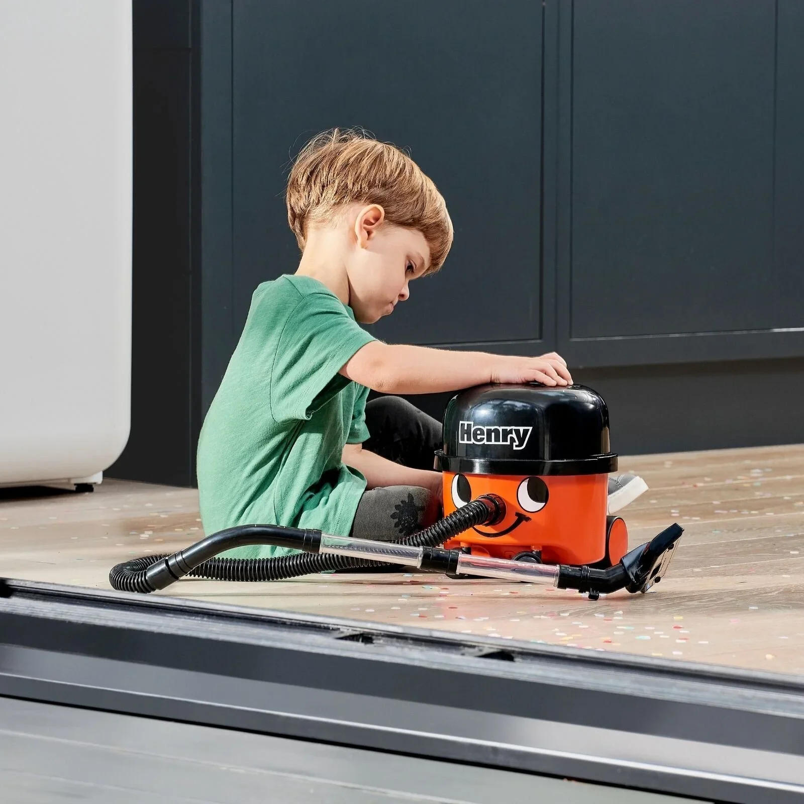 Casdon Henry Vacuum Cleaner - Image 5