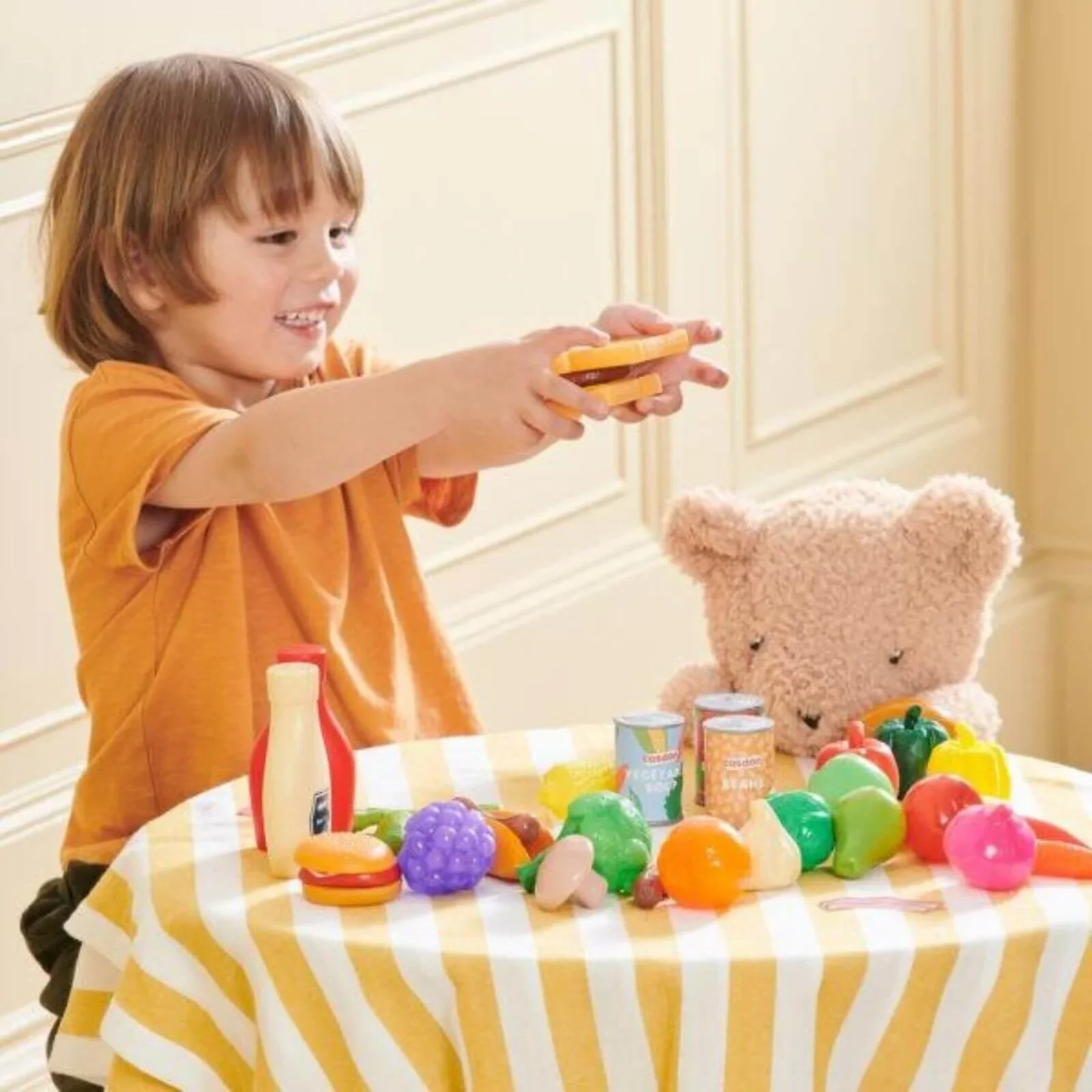 Casdon Play Food Set - Image 2
