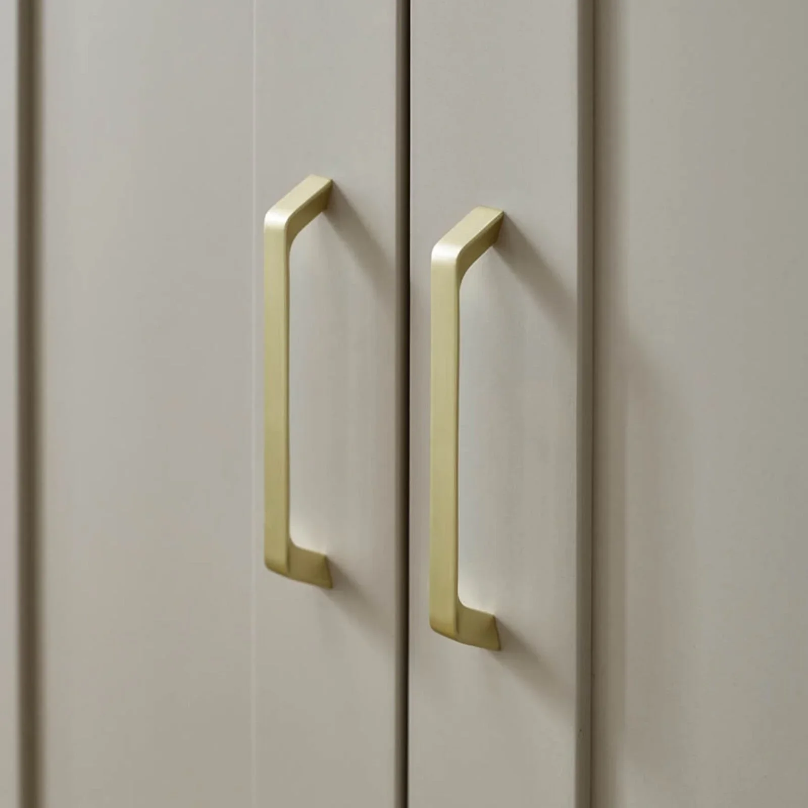 Charnwood Bordeaux Wardrobe - Oatmeal - Image 9