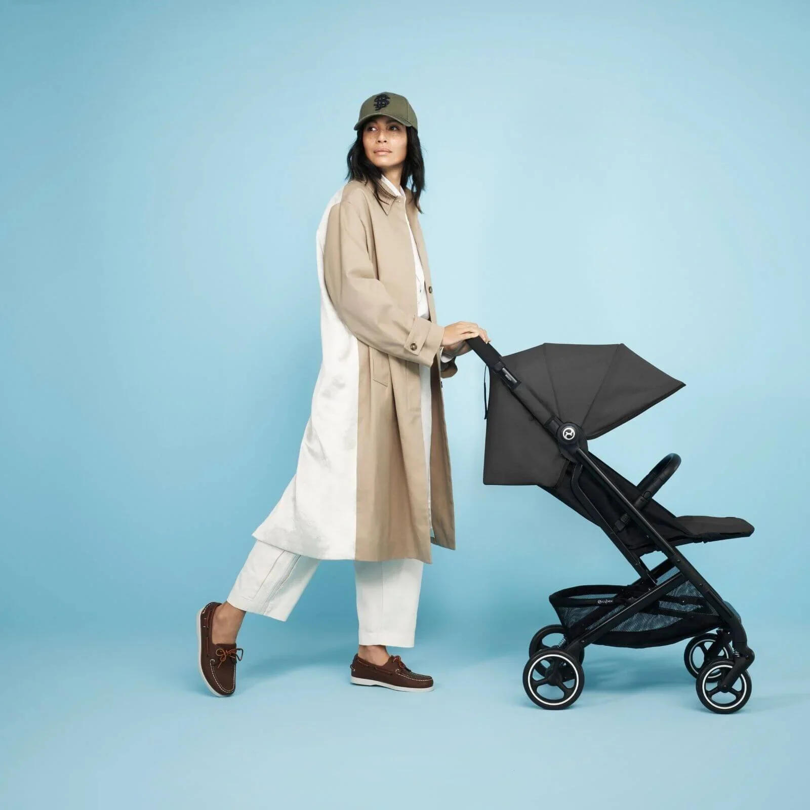 Cybex Beezy Compact Travel Pushchair - Magic Black - Image 9