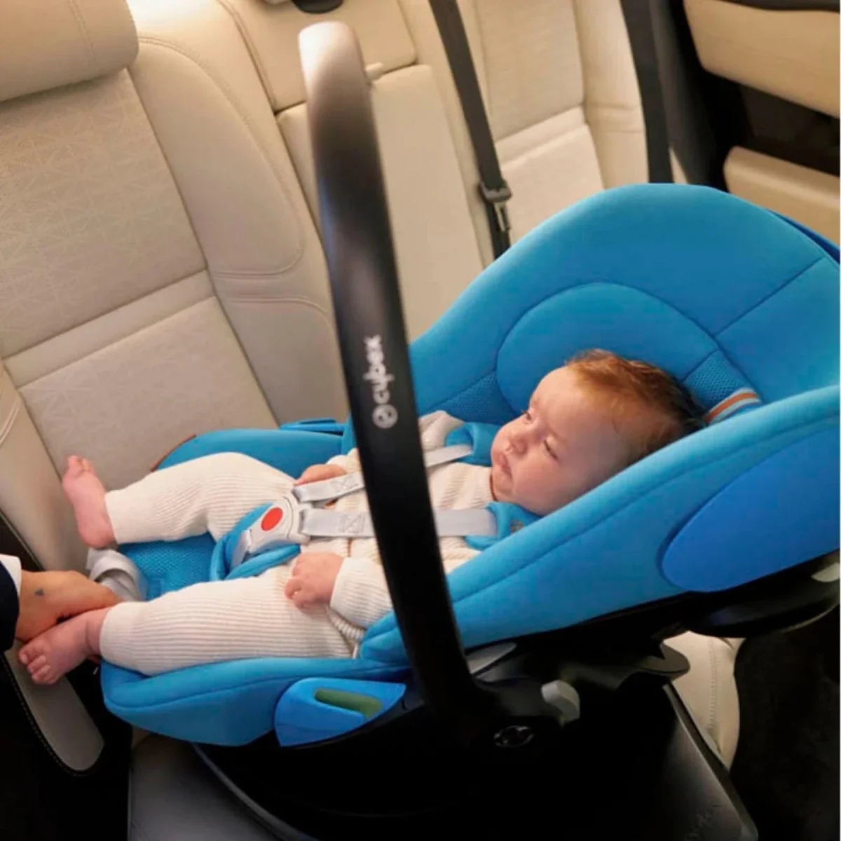 Cybex Cloud G i-Size Group 0+ Car Seat - Fog Grey - Image 8