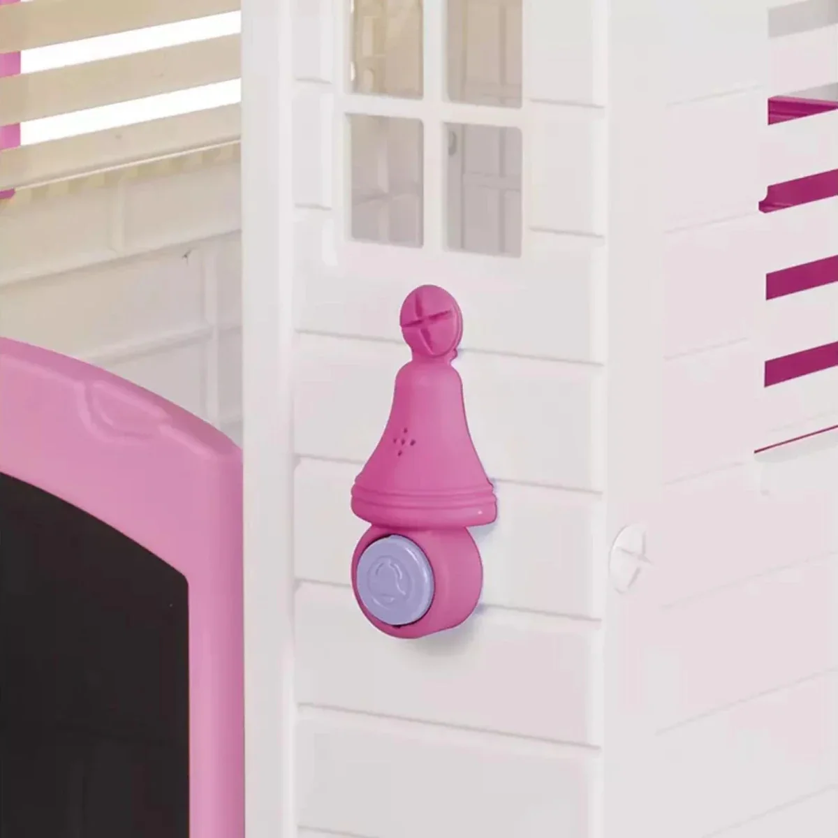 Dolu Deluxe Garden Playhouse with Fence – Pink - Image 3