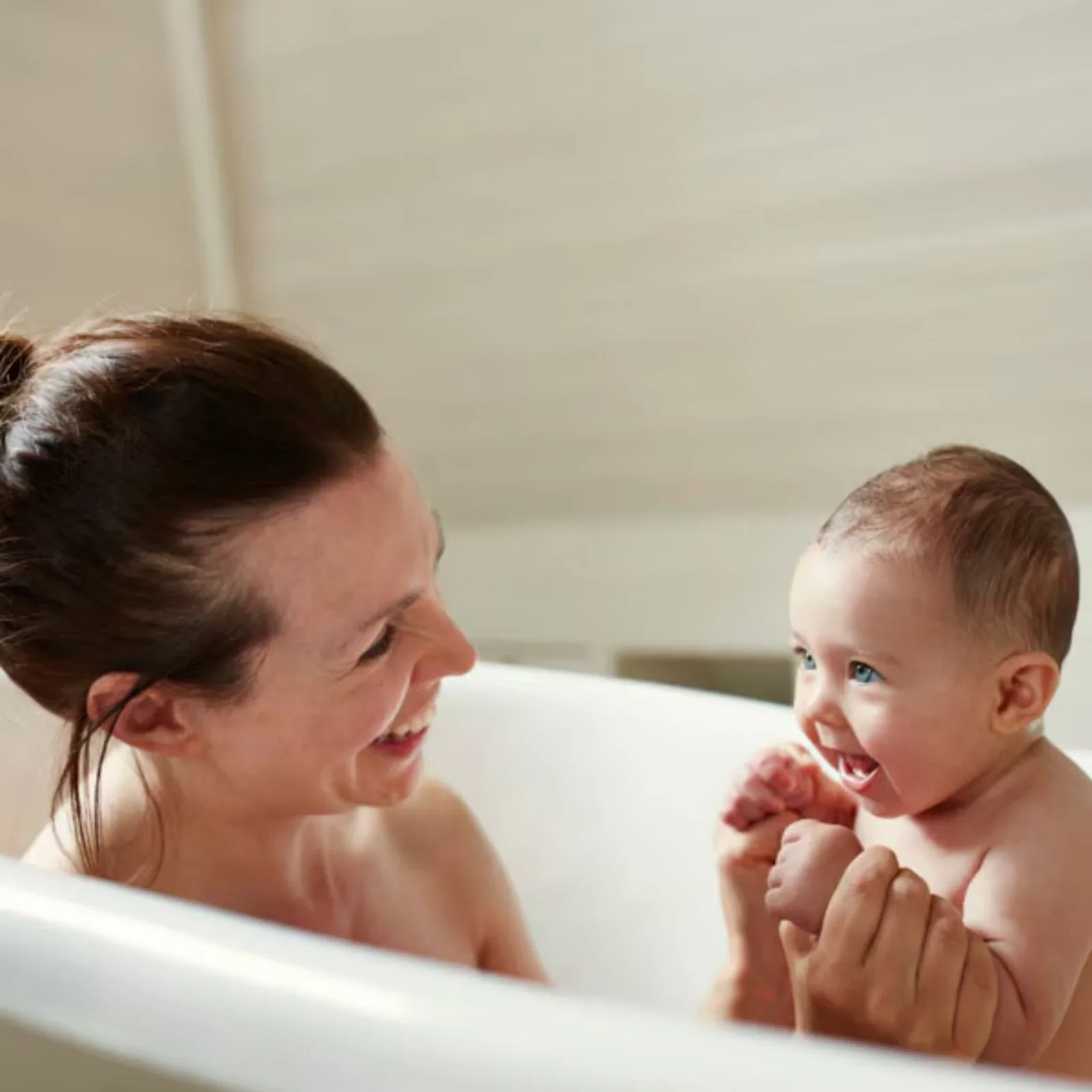 Dove Baby Head to Toe Wash Sensitive Fragrance Free 400ml - Image 4