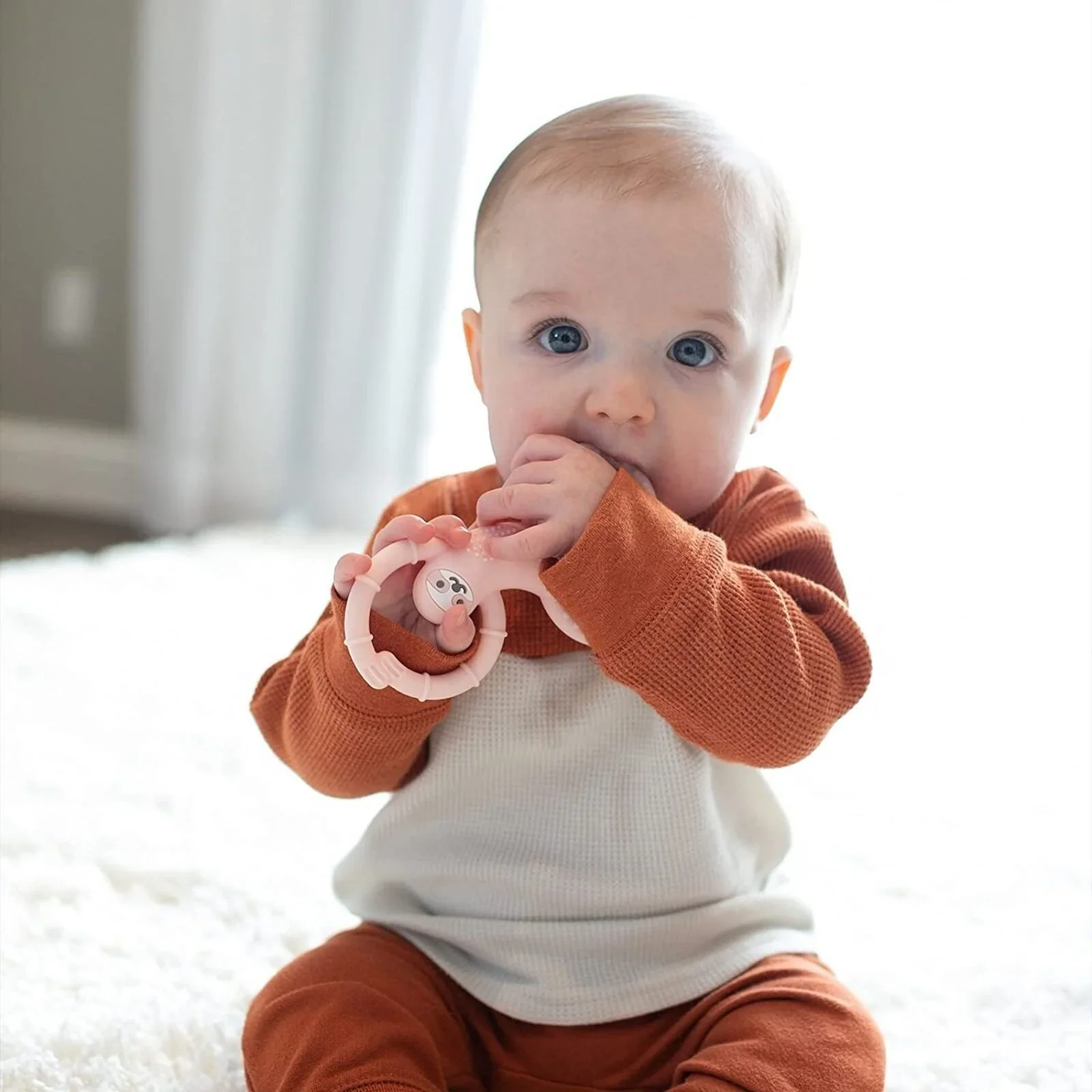 Dr. Brown's Sloth Long Limbed Teether 3+ months - Pink - Image 3
