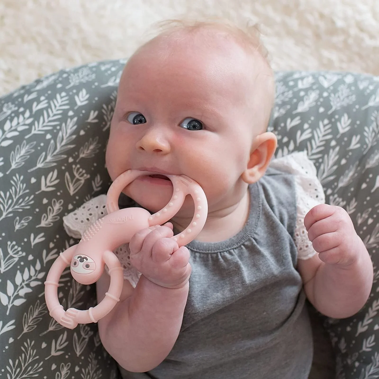 Dr. Brown's Sloth Long Limbed Teether 3+ months - Pink - Image 4