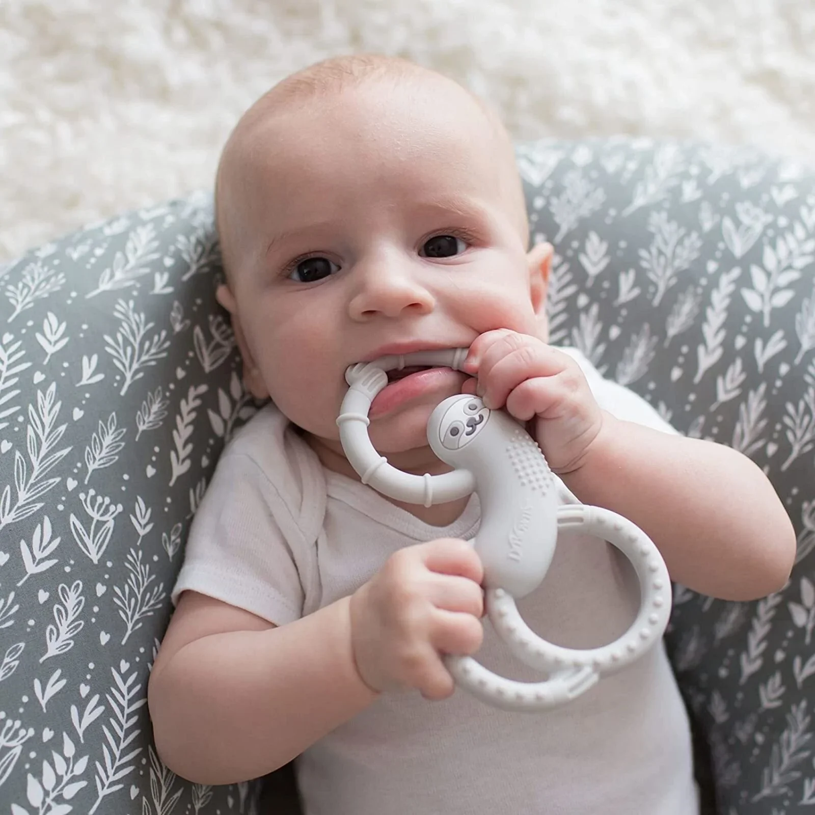 Dr. Brown's Sloth Long Limbed Teether 3+ months - Blue - Image 3