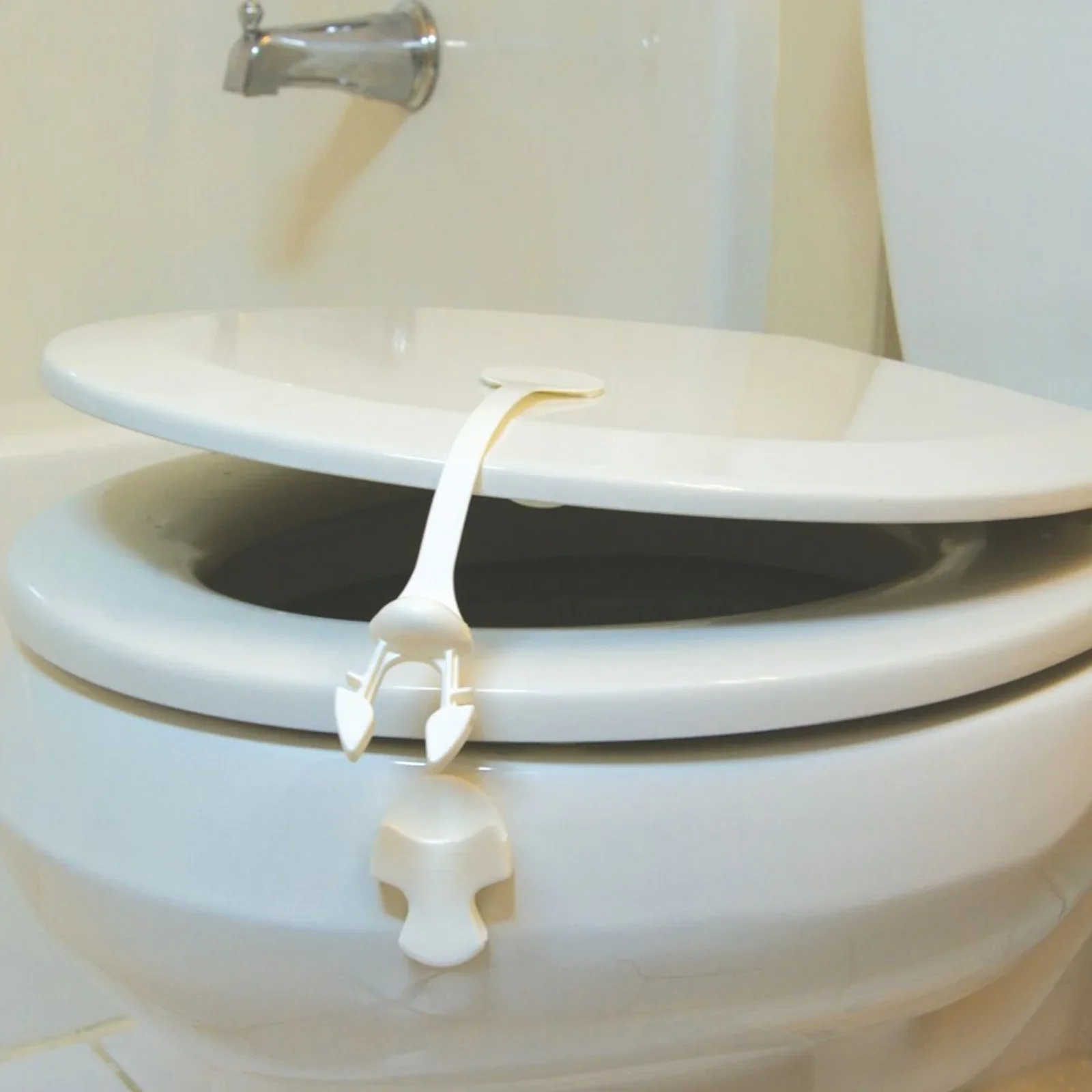 Dreambaby Toilet Lock - Image 6