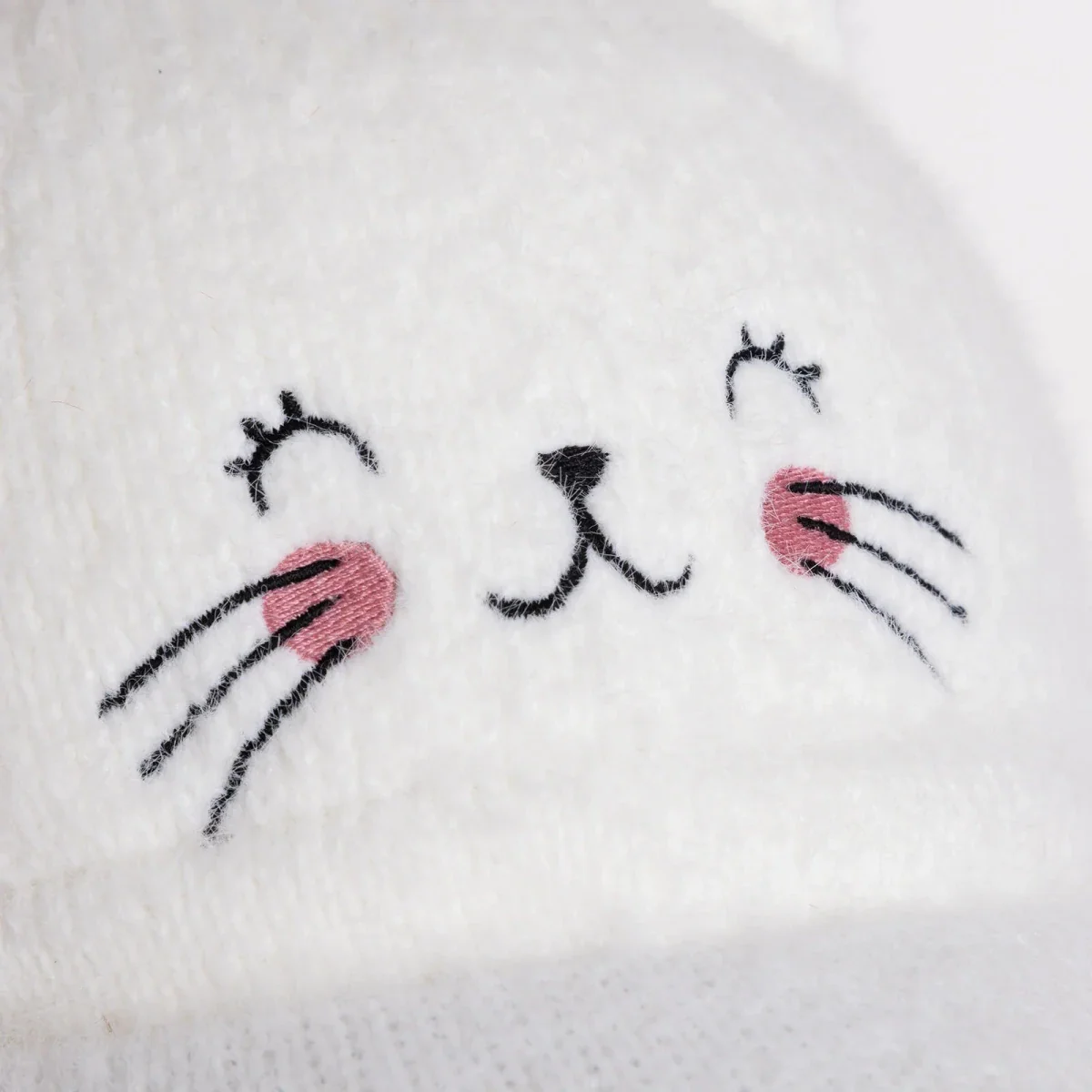 Fonem Beanie - Ecru - Image 5