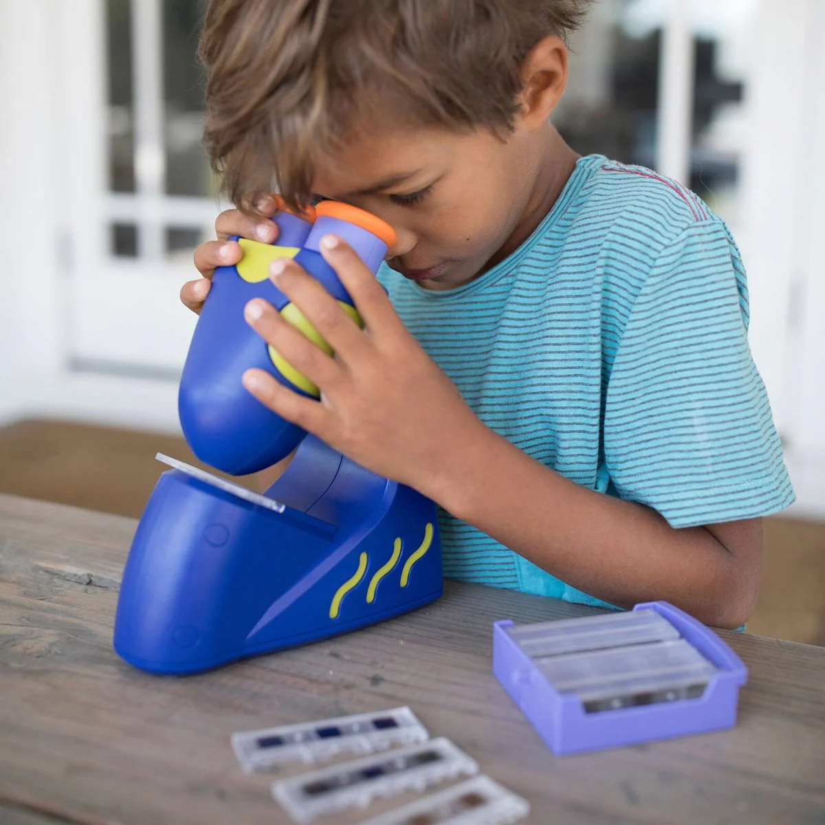 GeoSafari Jr. Talking Microscope - Image 4