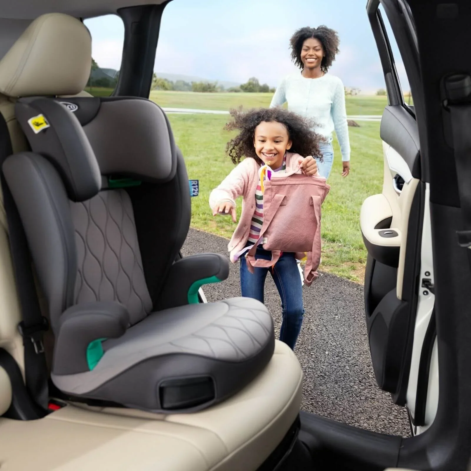 Graco Affix i-Size R129 ISOFIX Highback Booster Car Seat - Midnight - Image 8