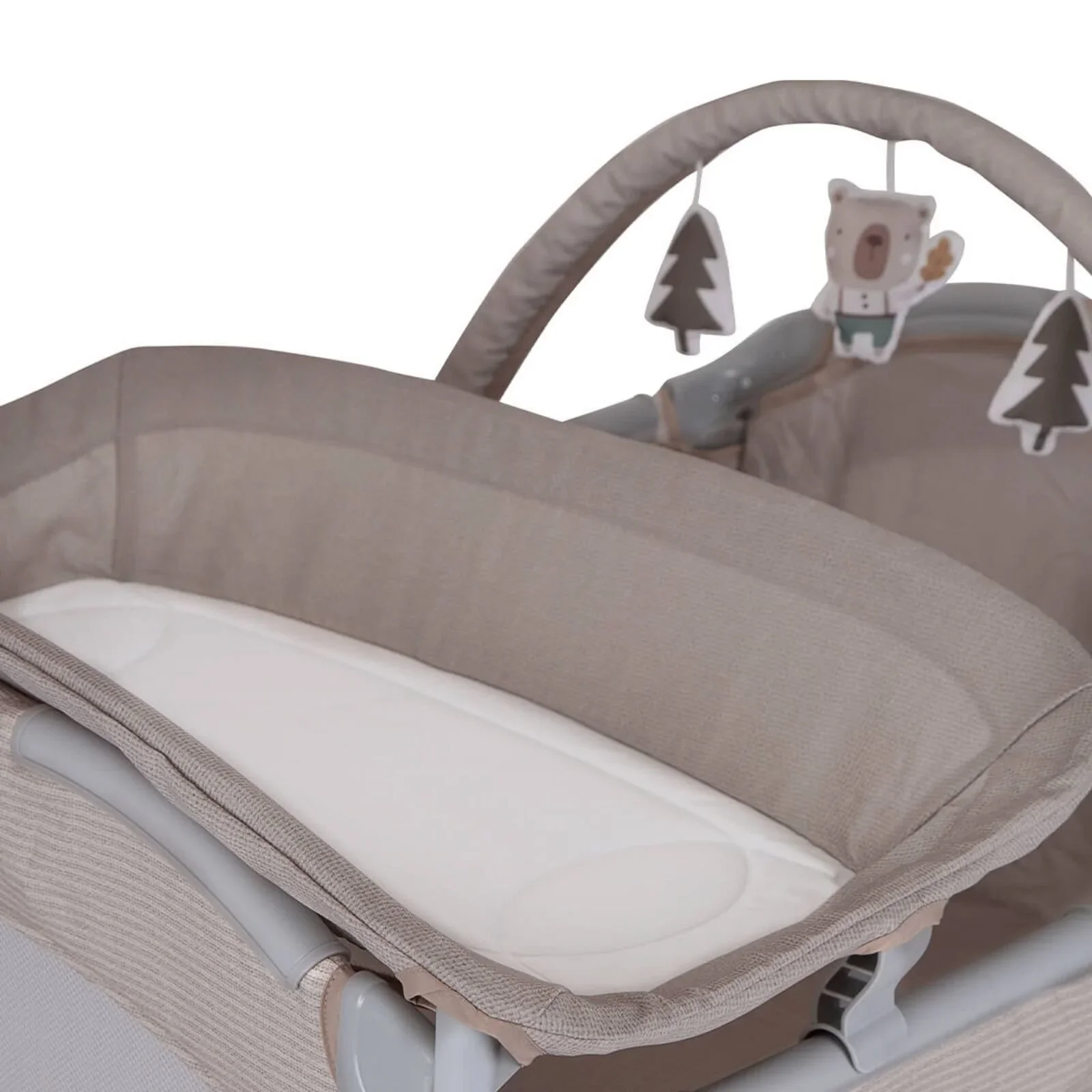 Graco Contour Electra Bassinet Travel Cot with Changing Table - Little Adventures - Image 5