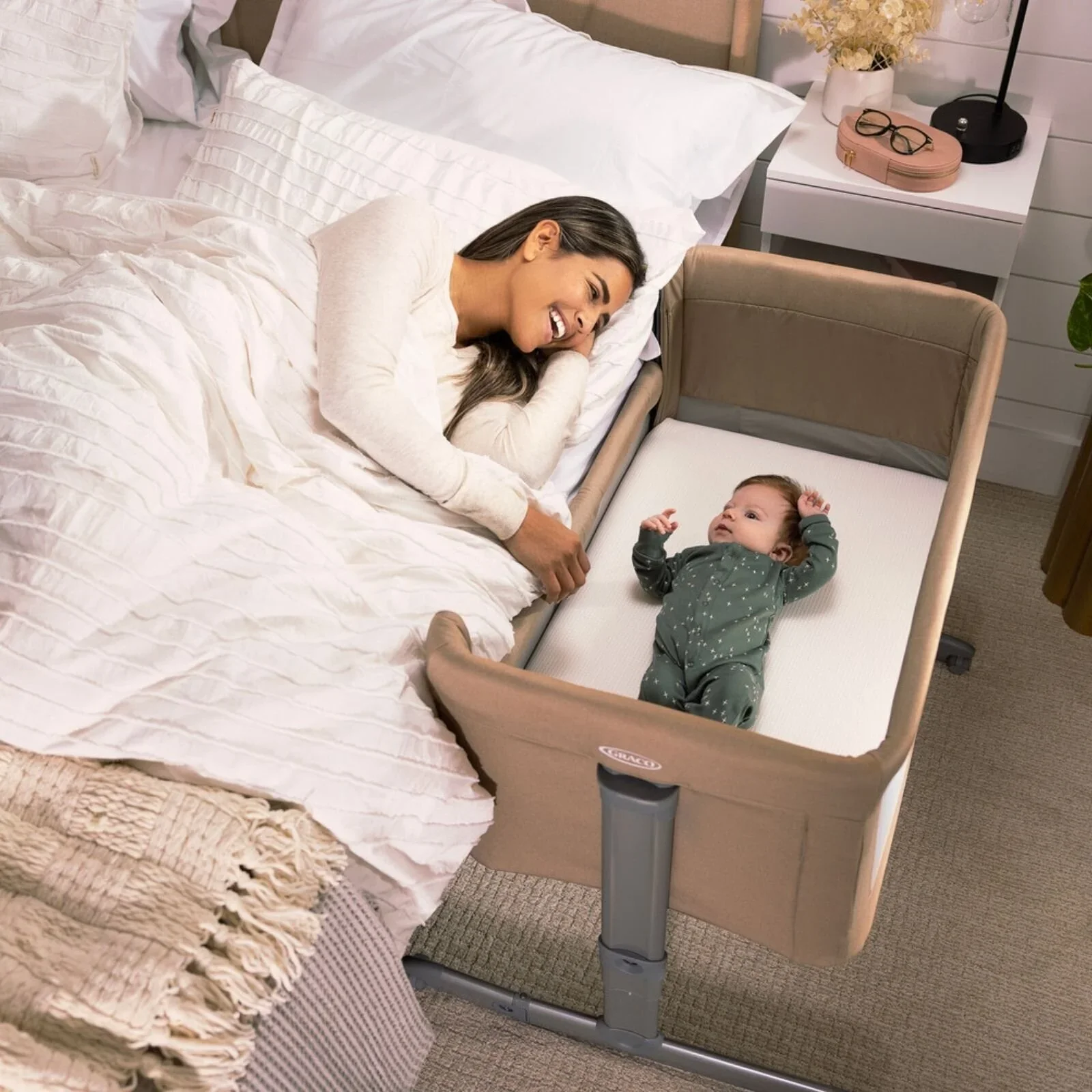 Graco Sweet2Sleep Bedside Crib - Oatmeal - Image 12