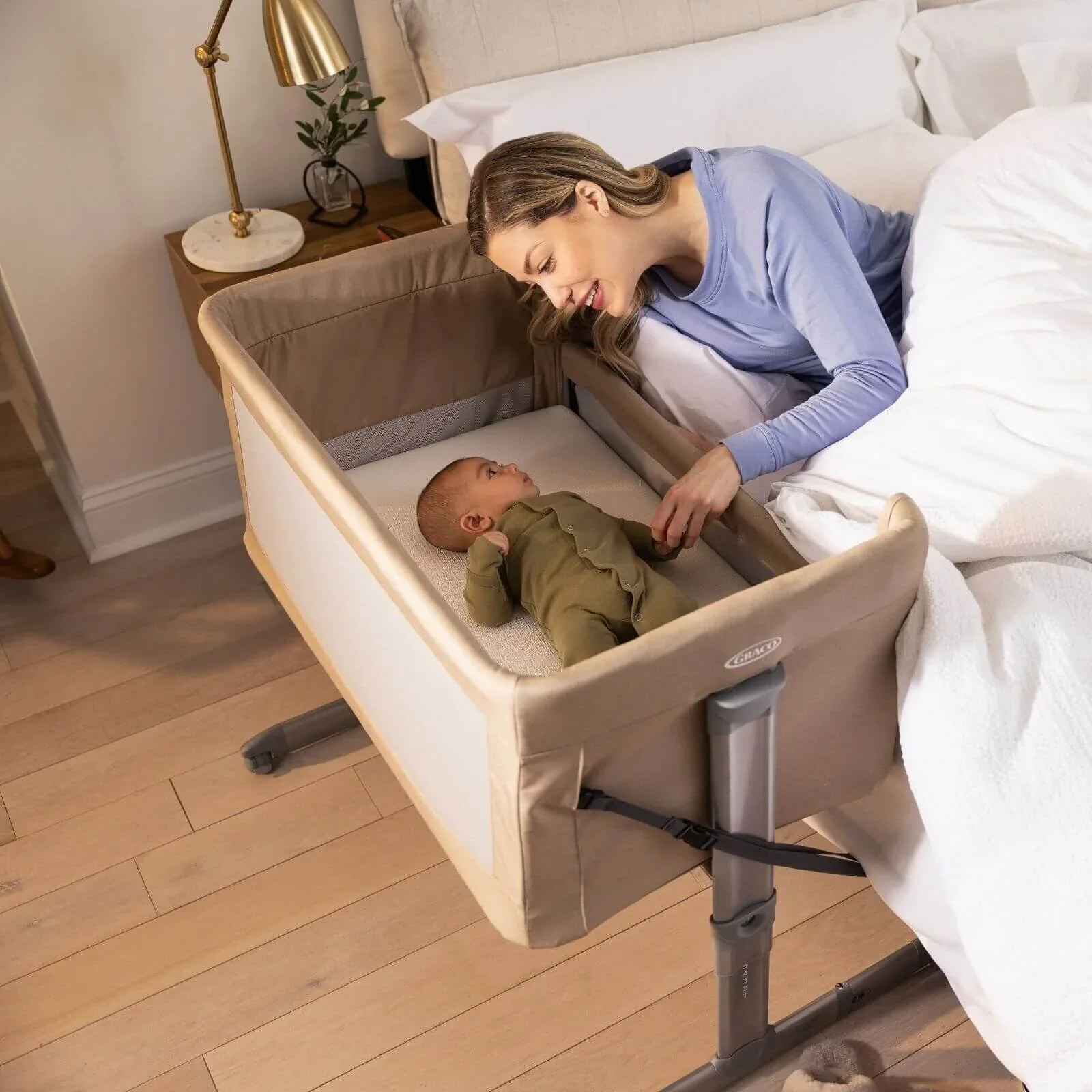 Graco Sweet2Sleep Bedside Crib - Oatmeal - Image 9
