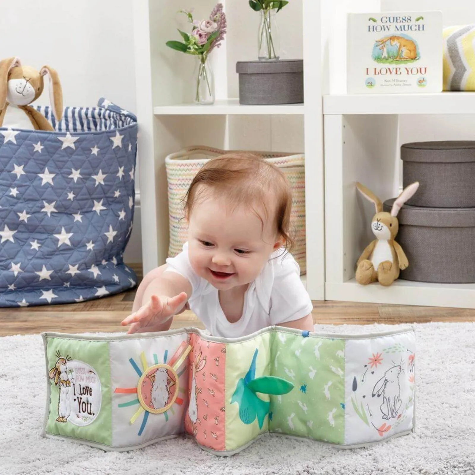 Guess How Much I Love You Unfold & Discover Activity Toy - Image 5