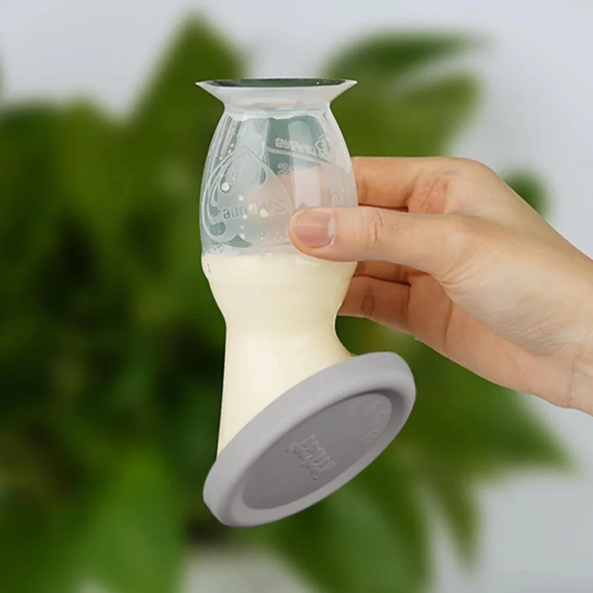 Haakaa Gen. 2 Silicone Breast Pump & Cap Set 100ml - Grey - Image 5