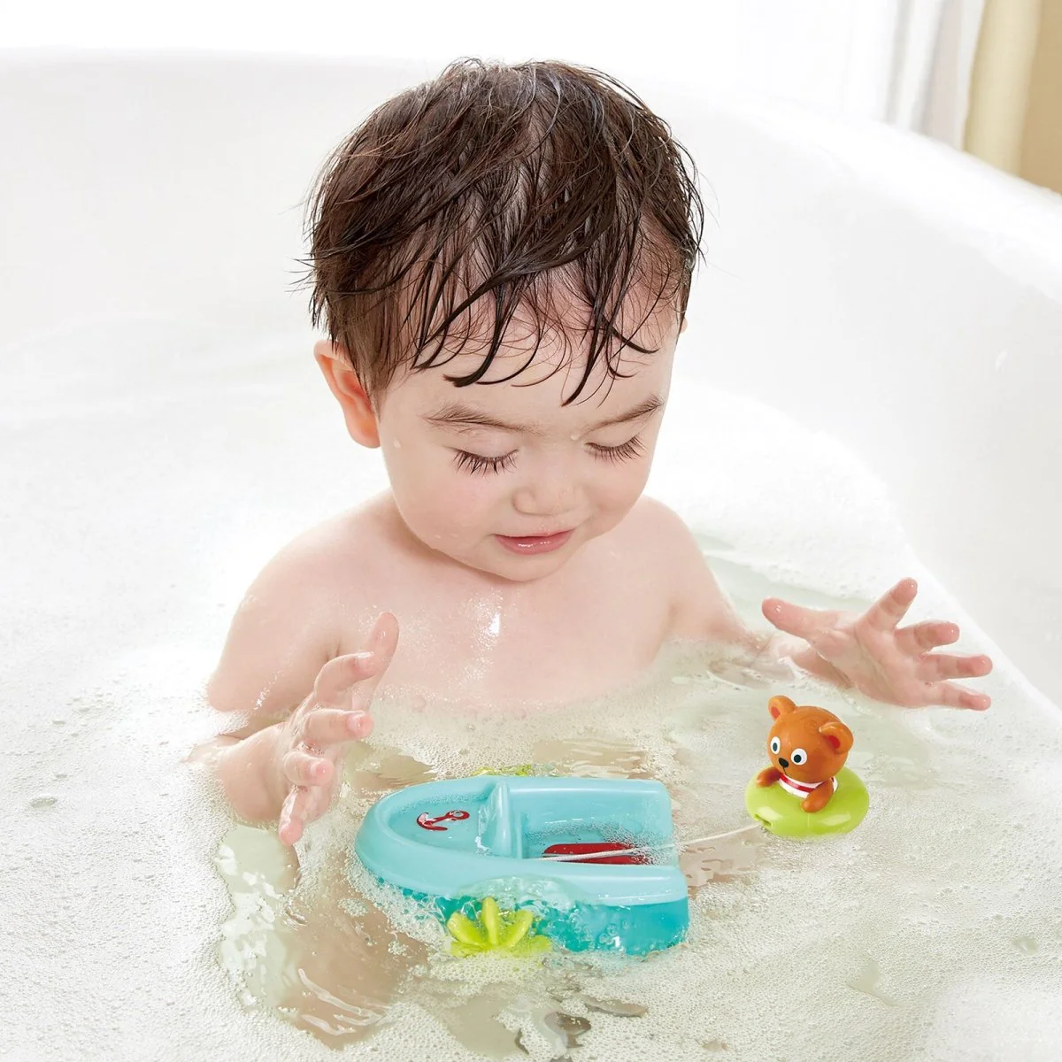 Hape Tubing Pull-Back Boat - Image 4