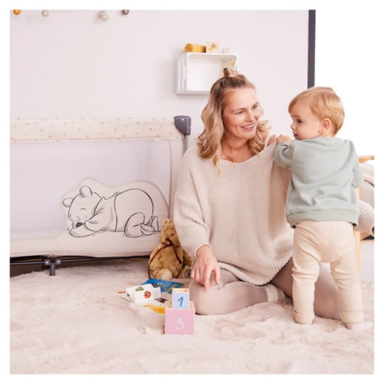 Hauck Dream N Play Go Travel Cot - Winnie the Pooh - Image 10