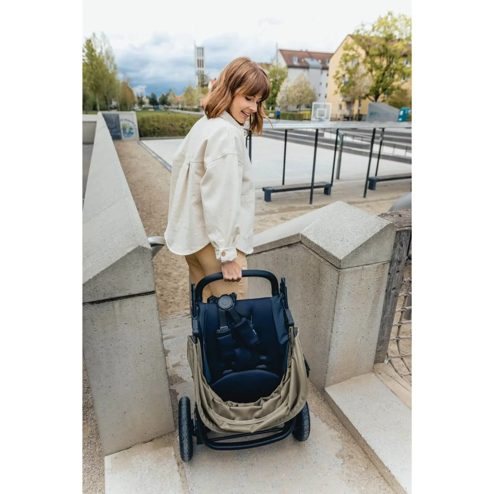 Hauck Rapid 4D Pushchair - Rose - Image 11