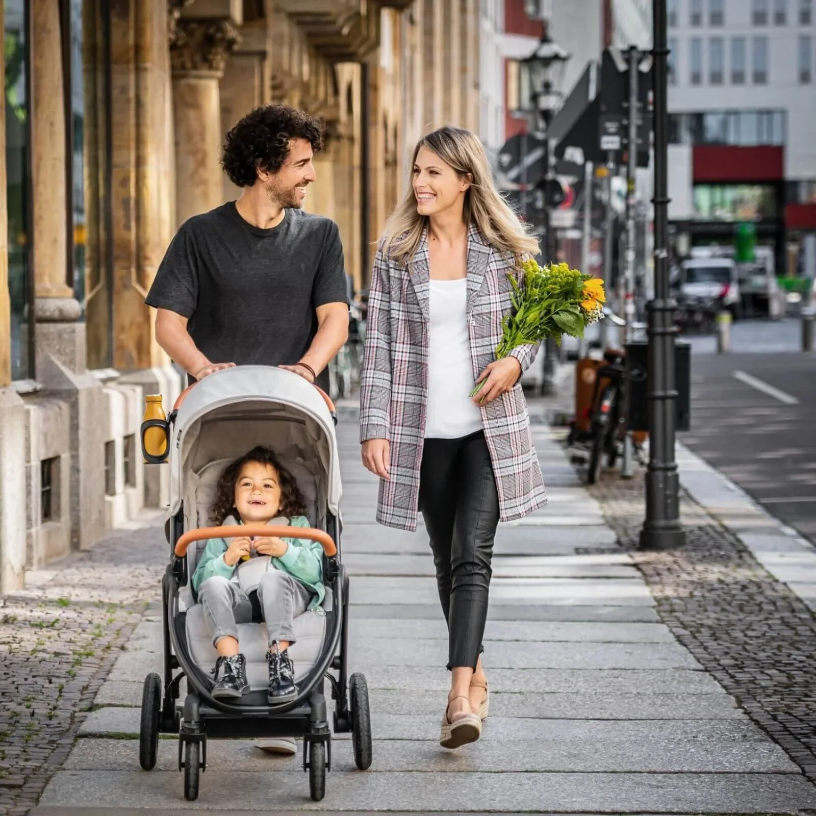 Hauck Uptown Pushchair - Black - Image 13