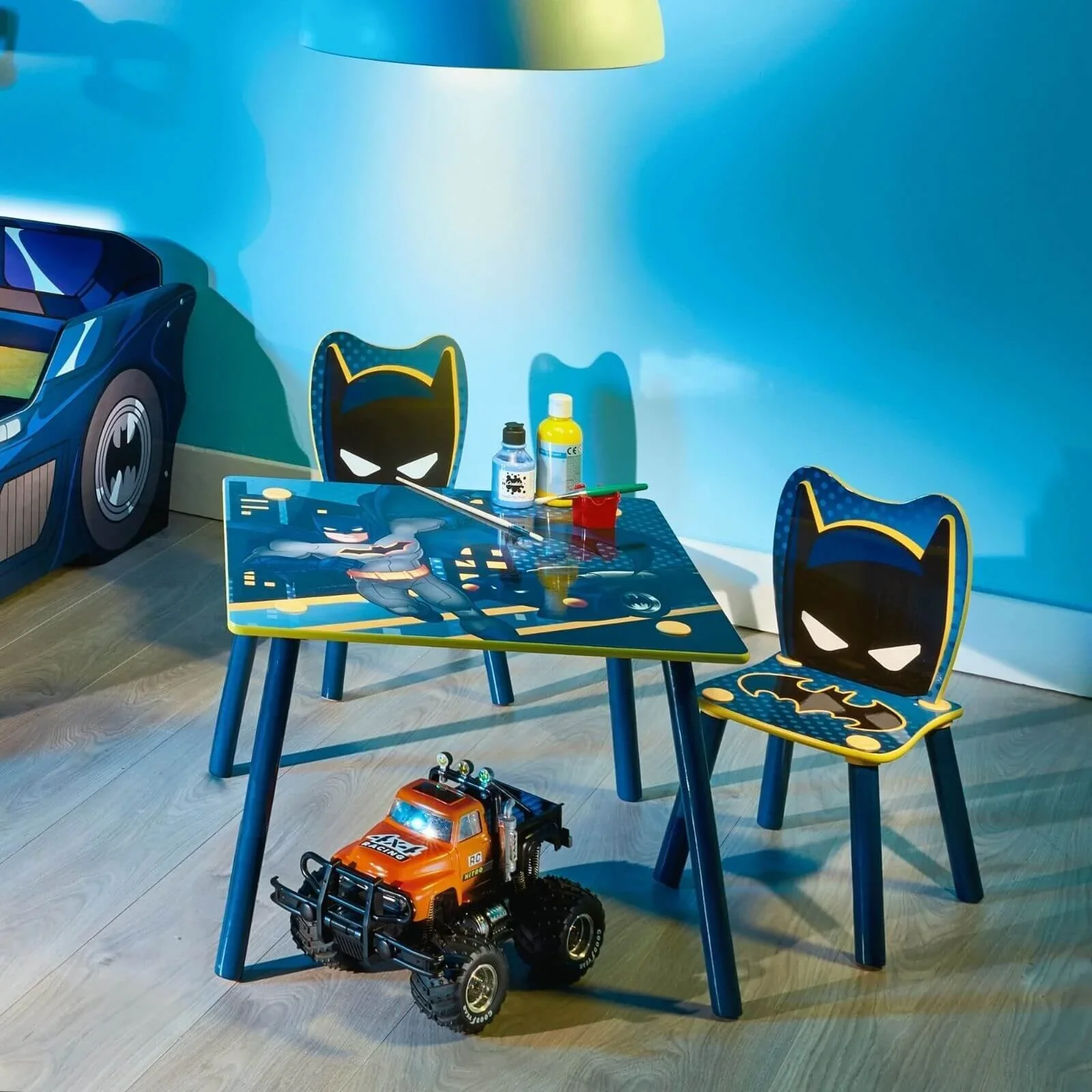 Hello Home Kids Table and 2 Chairs Set - Batman - Image 4