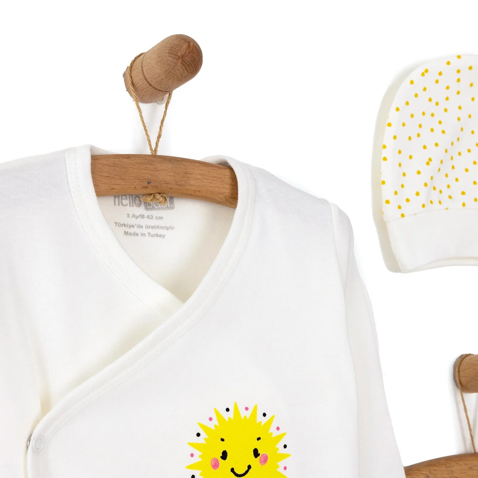 HelloBaby Sunshine 5-Piece Newborn Set - Ecru - Image 3