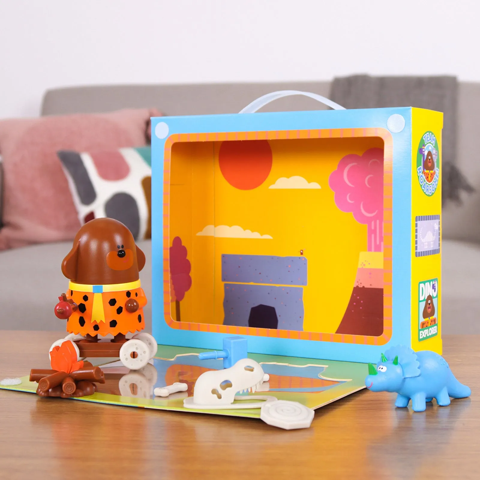 Hey Duggee Secret Surprise Take & Play Set - Dinosaurs with Duggee - Image 5