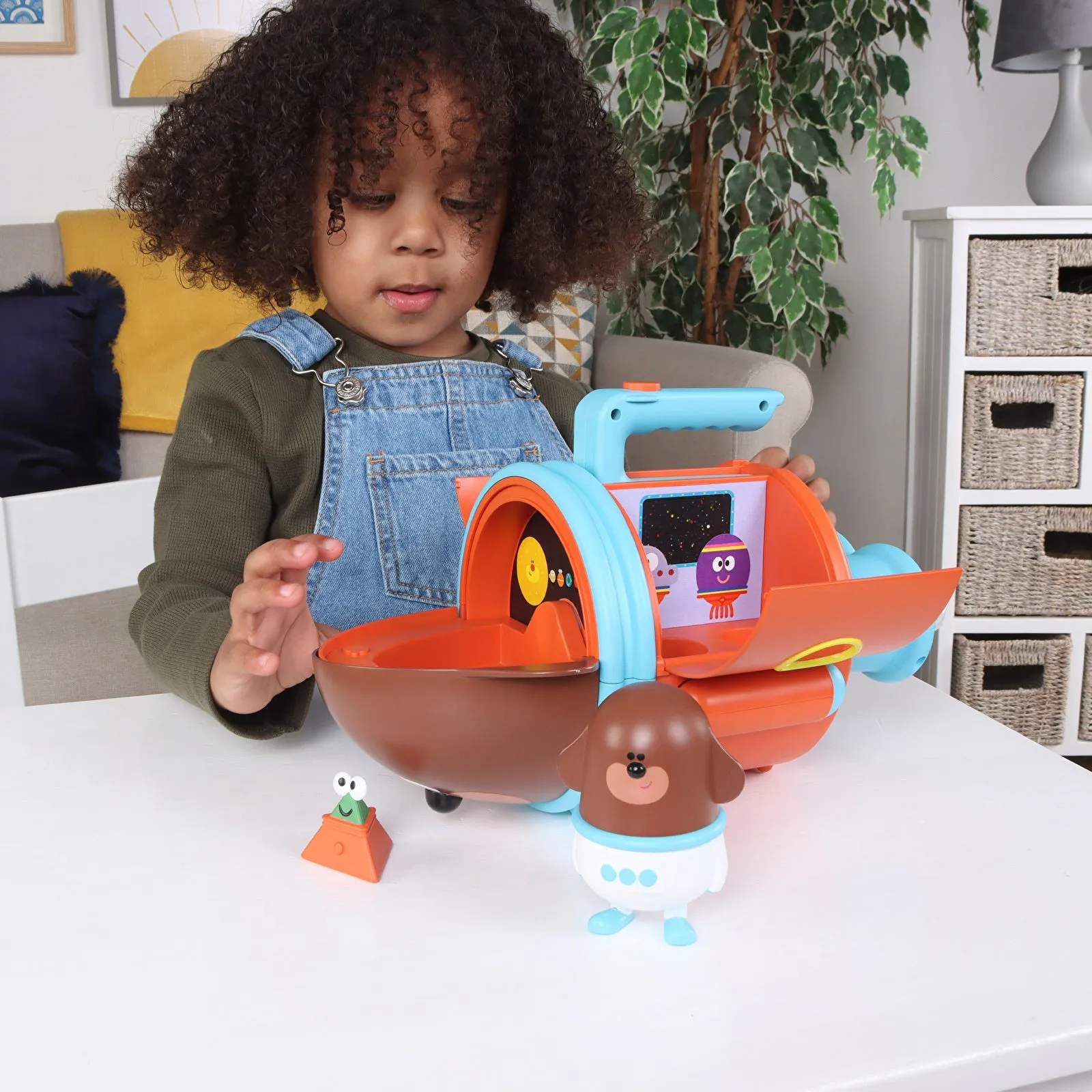 Hey Duggee Transforming Duggee Space Rocket - Image 6