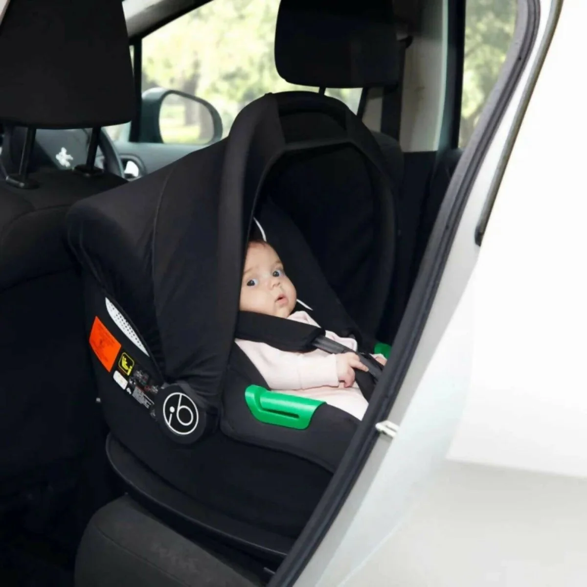 Ickle Bubba Cirrus i-Size Car Seat & ISOFIX Base - Black - Image 8
