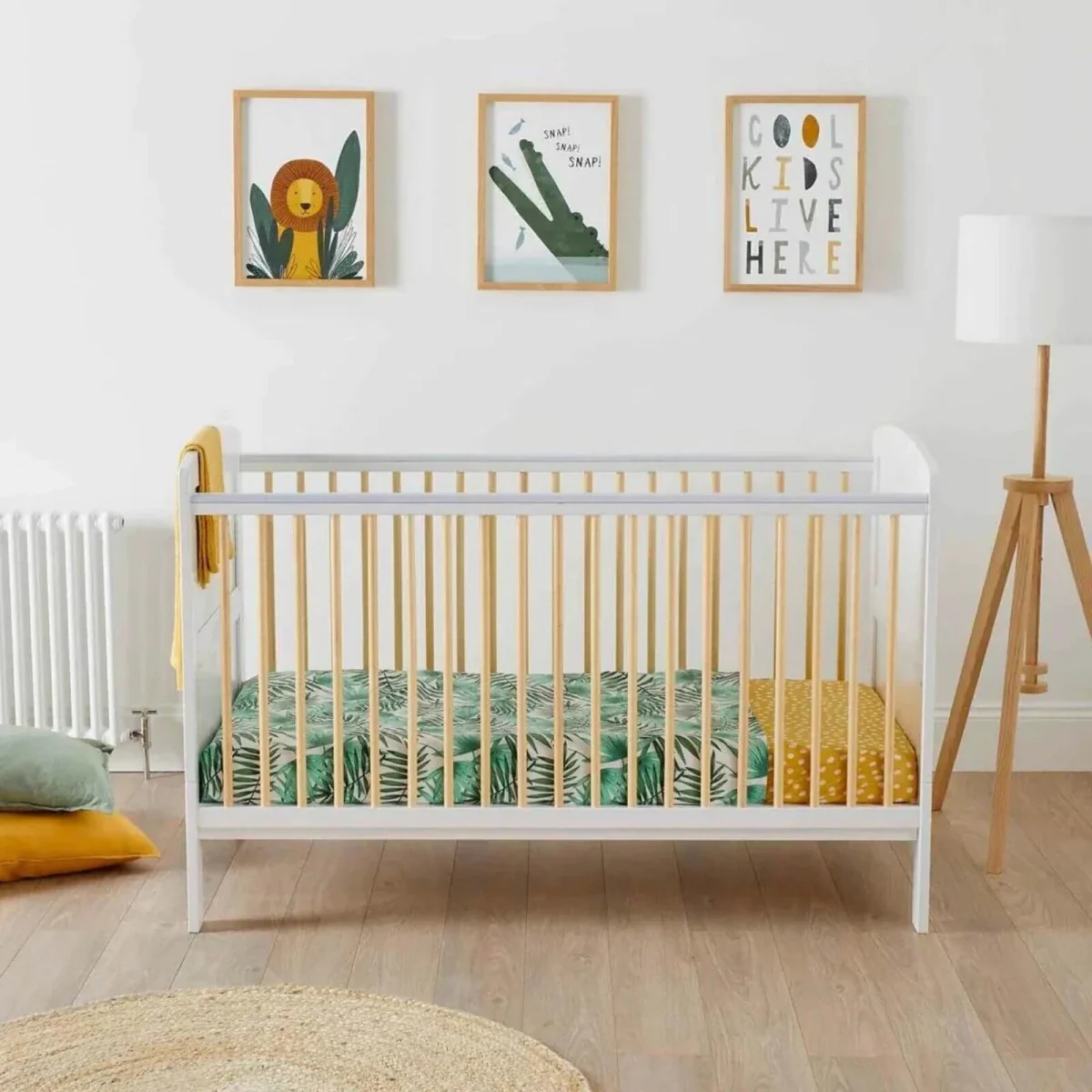 Ickle Bubba Coleby Scandi Cot Bed Scandi White - Without Mattress - Image 2