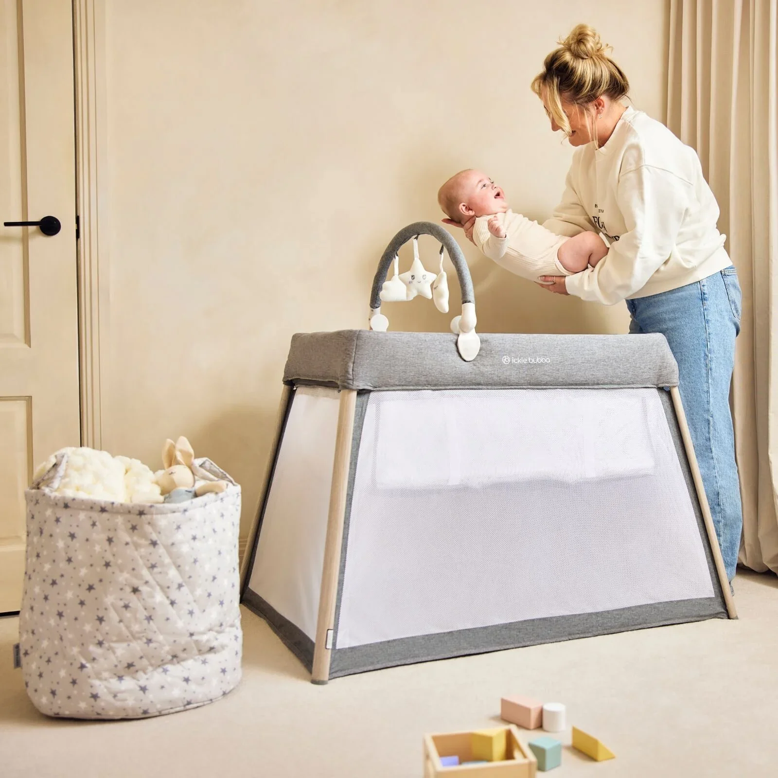 Ickle Bubba Scout 3-in-1 Travel Crib Cot & Playpen - Ash Grey - Image 9