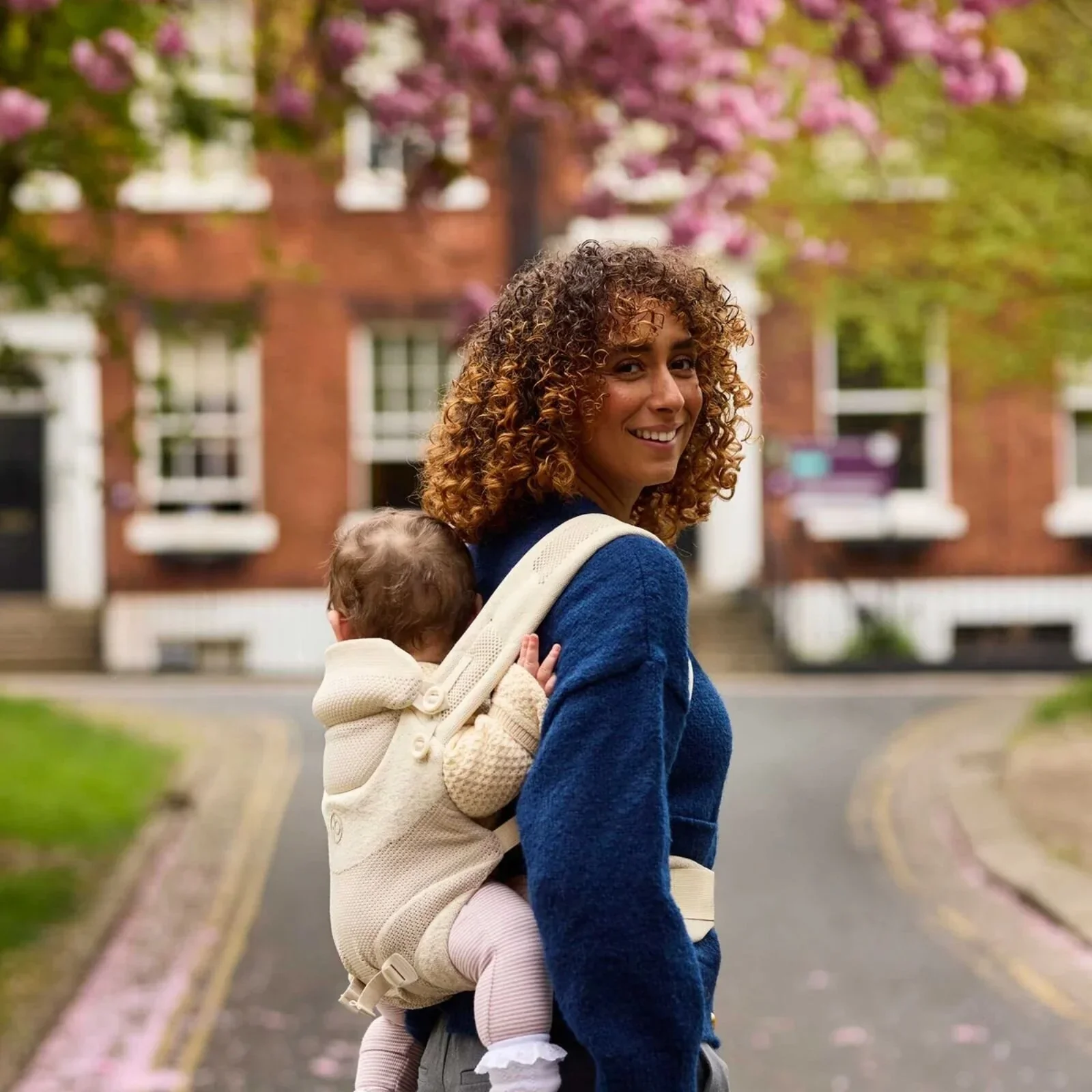 Ickle Bubba Seren 3-in-1 Baby Carrier - Stone - Image 8