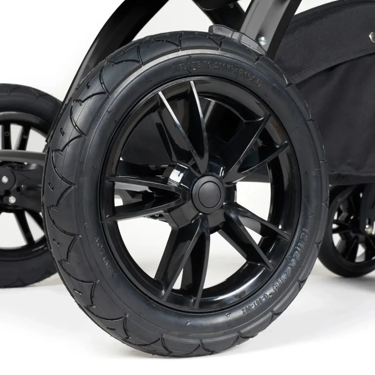Ickle Bubba Stomp Luxe Travel System with i-Size Stratus Car Seat & ISOFIX Base 12 pcs - Black & Midnight & Tan - Image 18