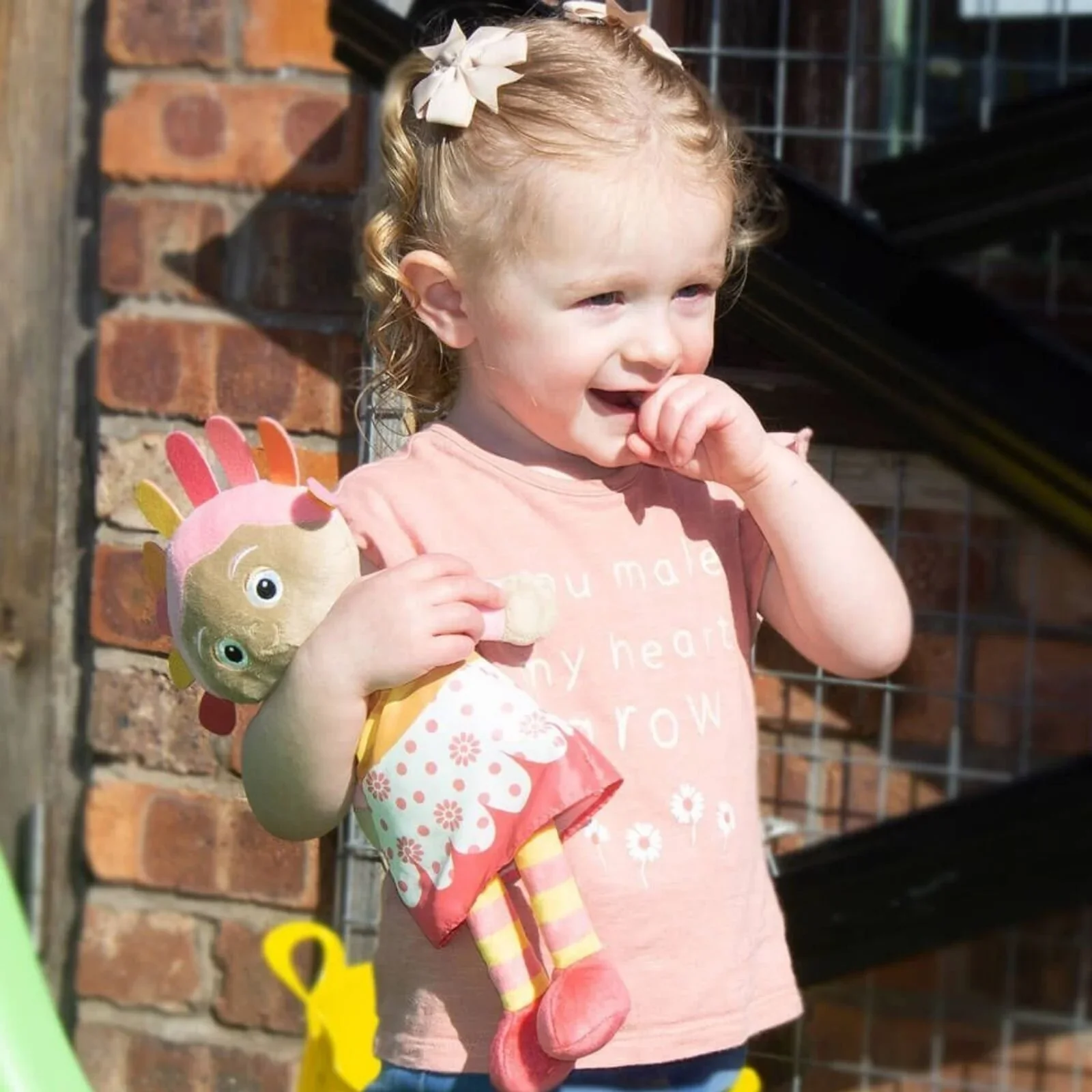In the Night Garden Upsy Daisy Talking Soft Toy - Image 5