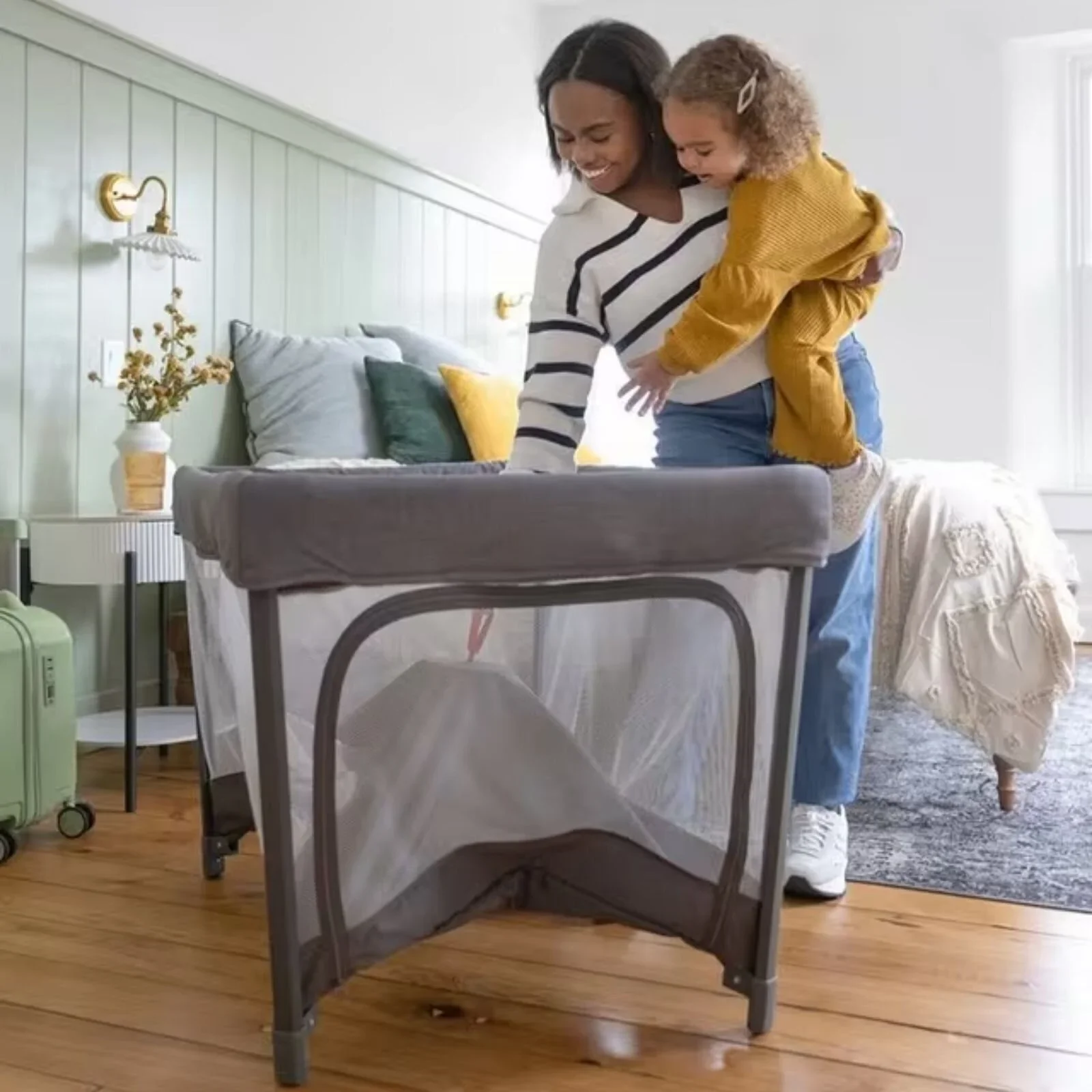 Joie Amigo Travel Cot - Thunder - Image 9