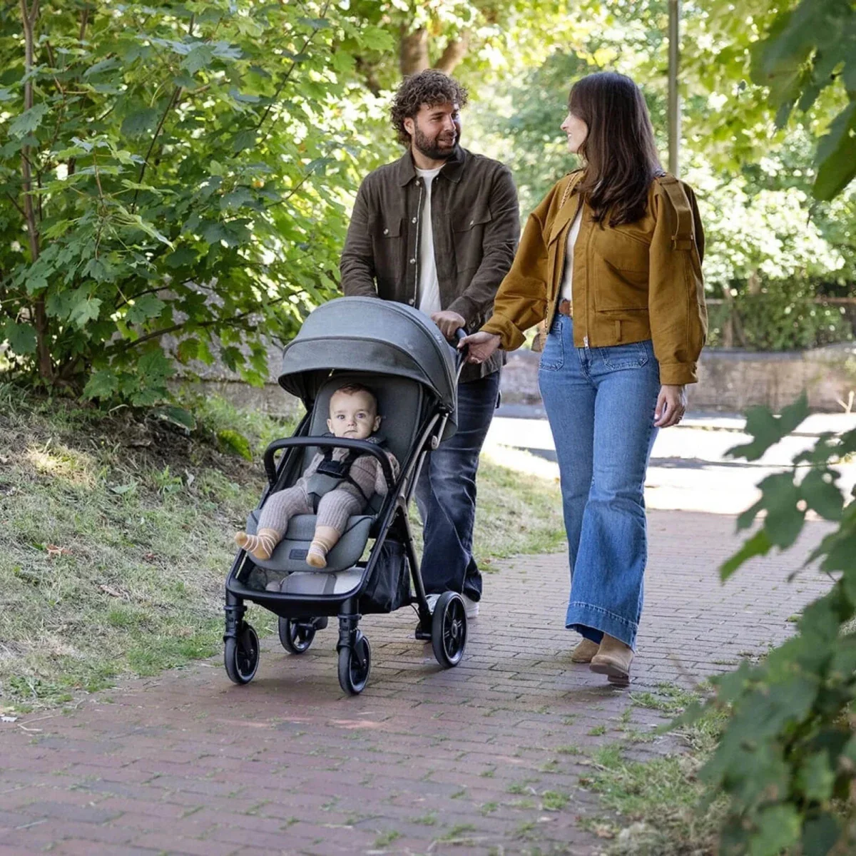 Joie Parcel LX Signature Stroller - Eclipse - Image 8