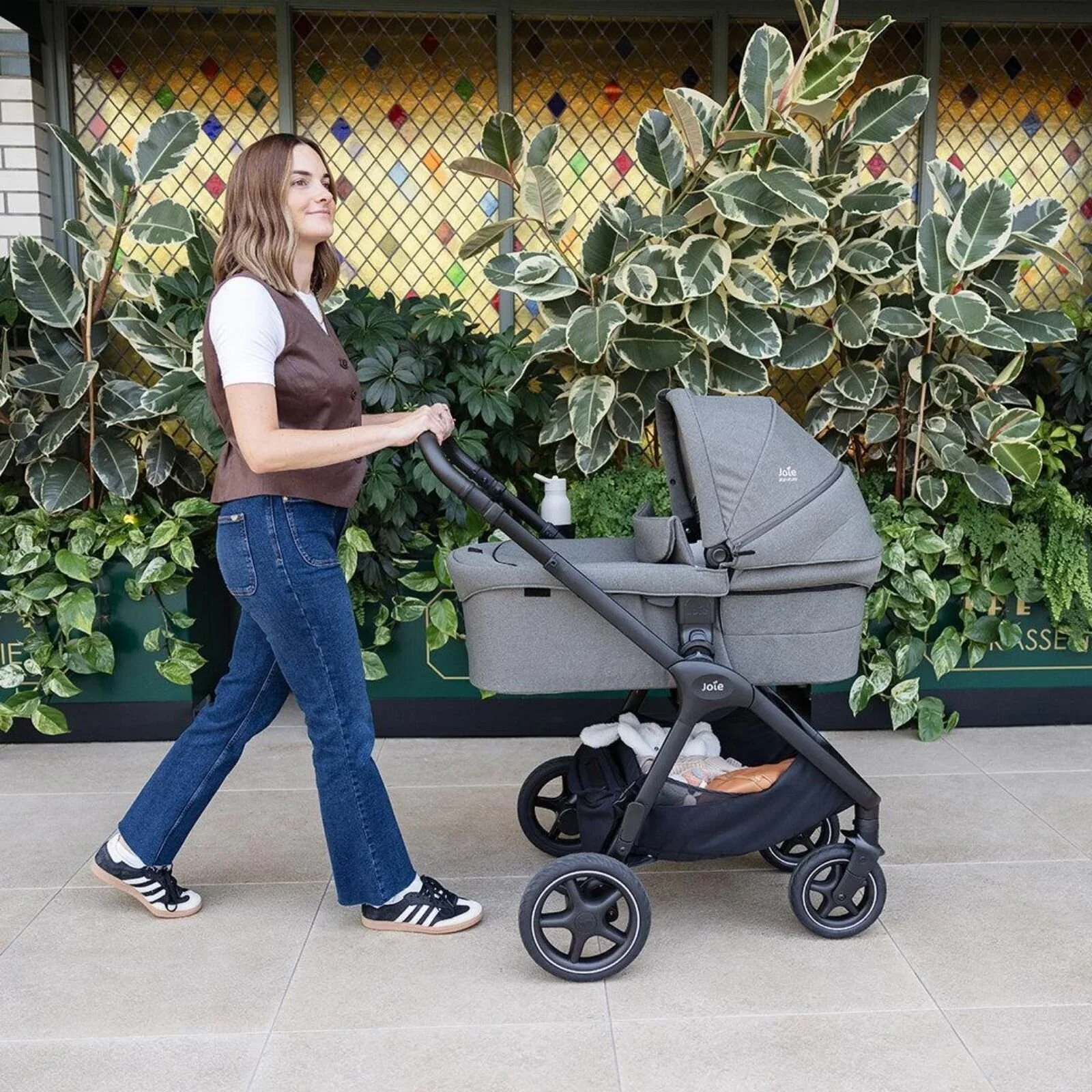 Joie Ramble XL Signature Carrycot - Maple - Image 12